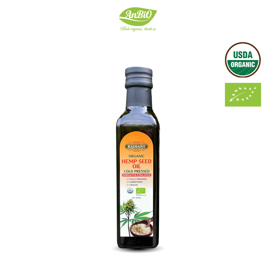 Dầu hạt gai dầu hữu cơ ép lạnh Radiant 250ml (Chai)