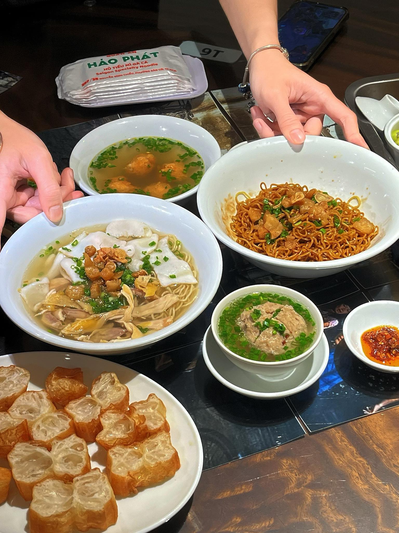 Mì gà cá: Nét đặc trưng của ẩm thực Sài Gòn - Chợ Lớn