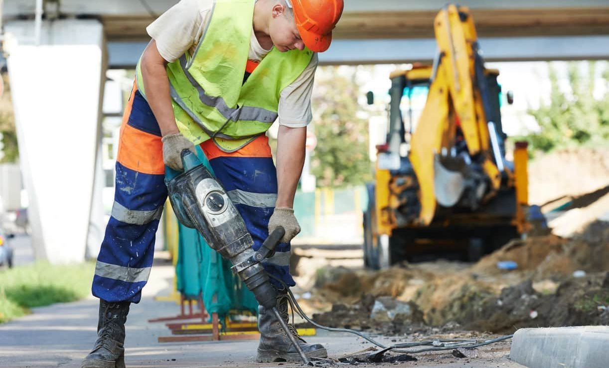 Làm Sao Để Giữ Vững Tuân Thủ PPE: Nghiên Cứu Mới Giúp Hiểu Rõ Hành Vi An Toàn Của Lao Động Phổ Thông