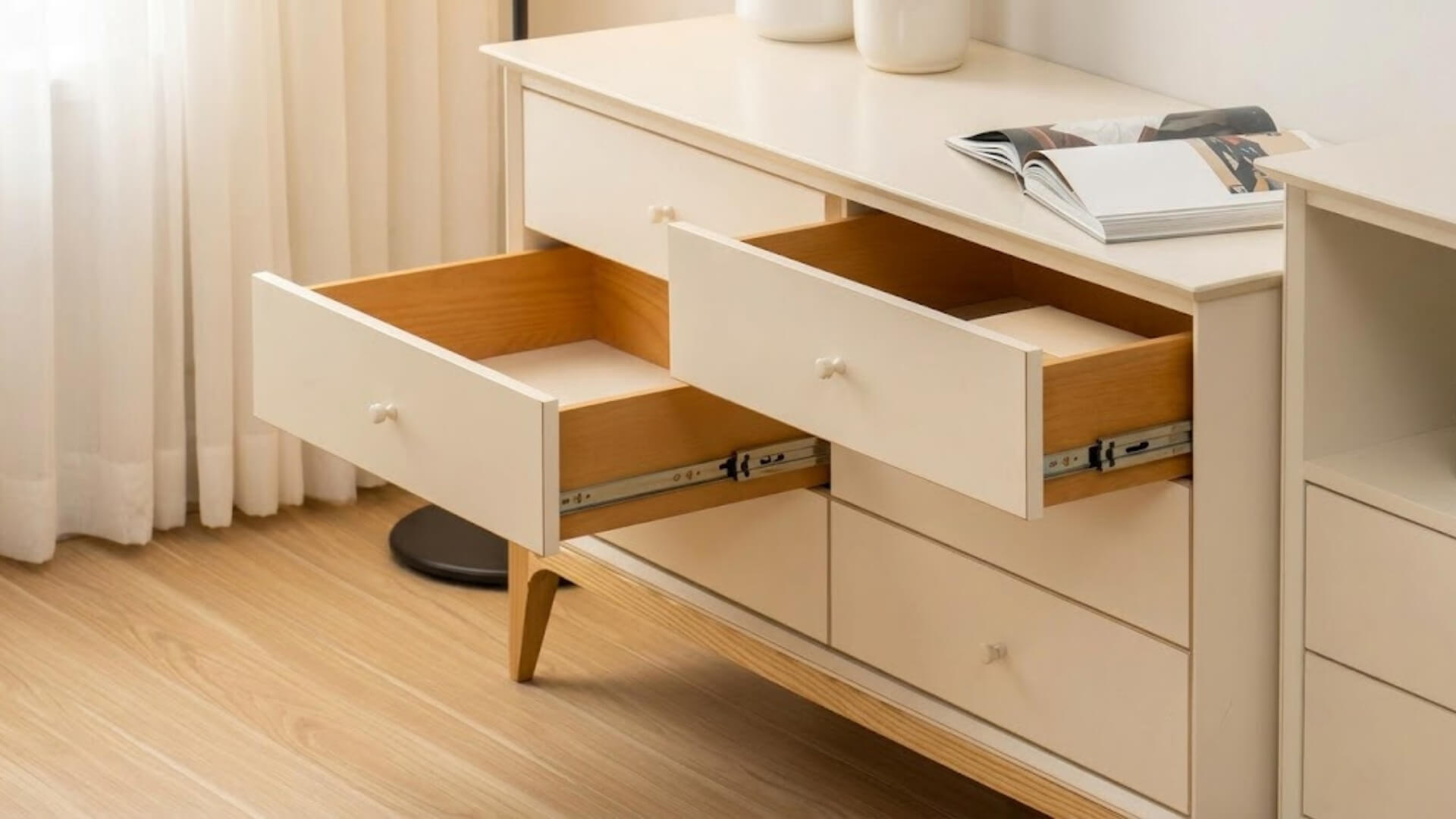 Cách nhận biết tủ gỗ trang trí có chất lượng