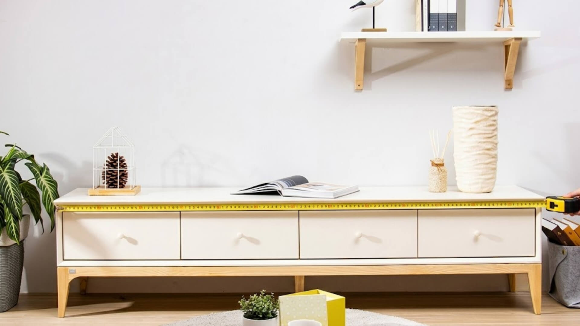 Kích thước kệ tivi tiêu chuẩn hiện nay