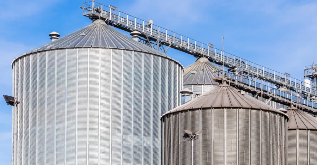 Temperature measuring cable for biomass power generation silo