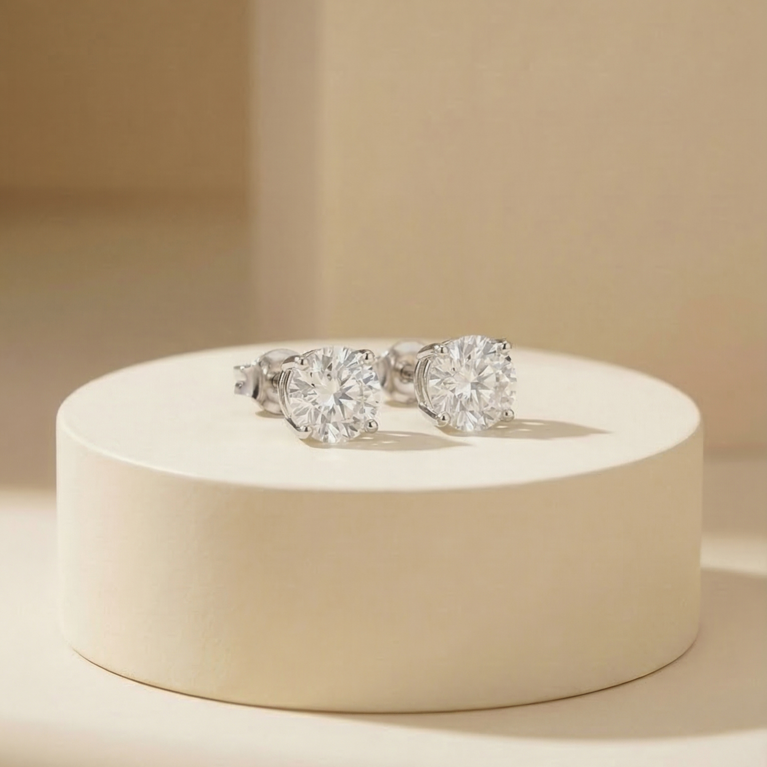 Bông tai GF 14K nụ tròn đá moissanite BN JEWELRY | đá 7.0 ly