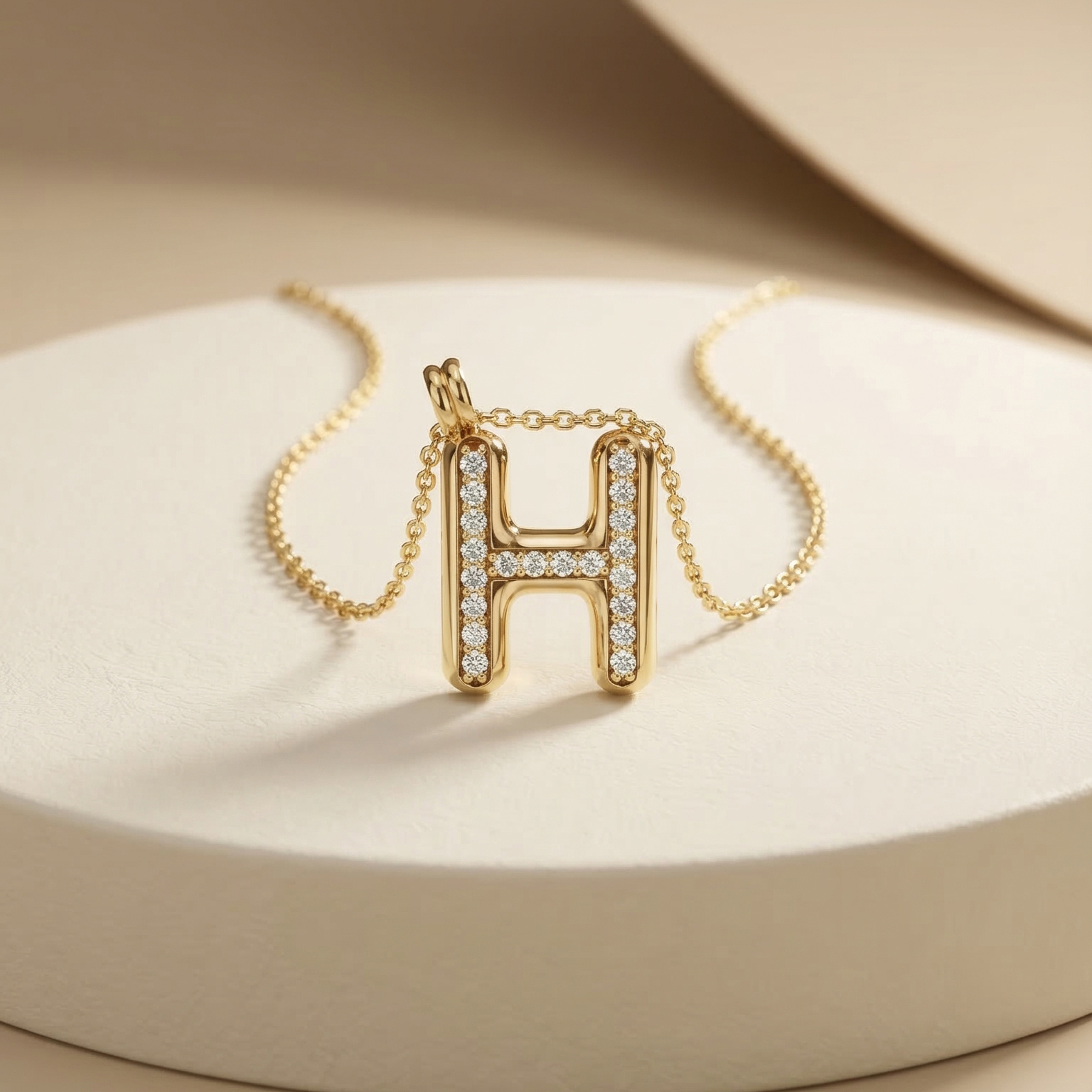 Mặt dây chuyền GF 14K chữ H full đá tấm moissanite BN JEWELRY