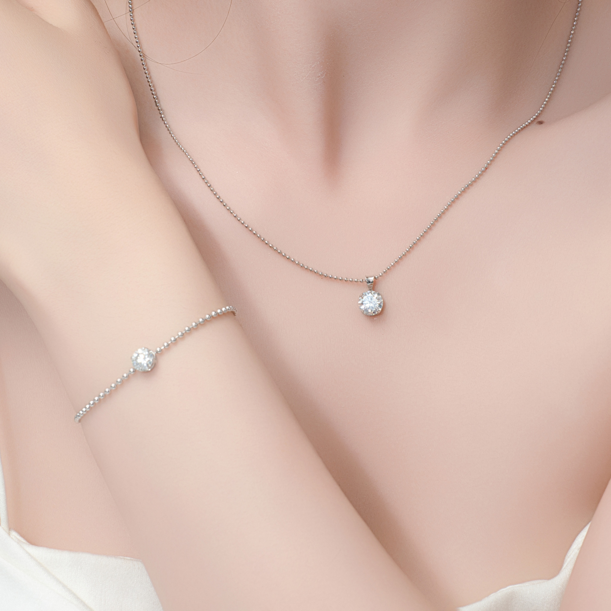Lắc tay mắt bi đính đá moissanite BN Jewelry |6.0 Ly