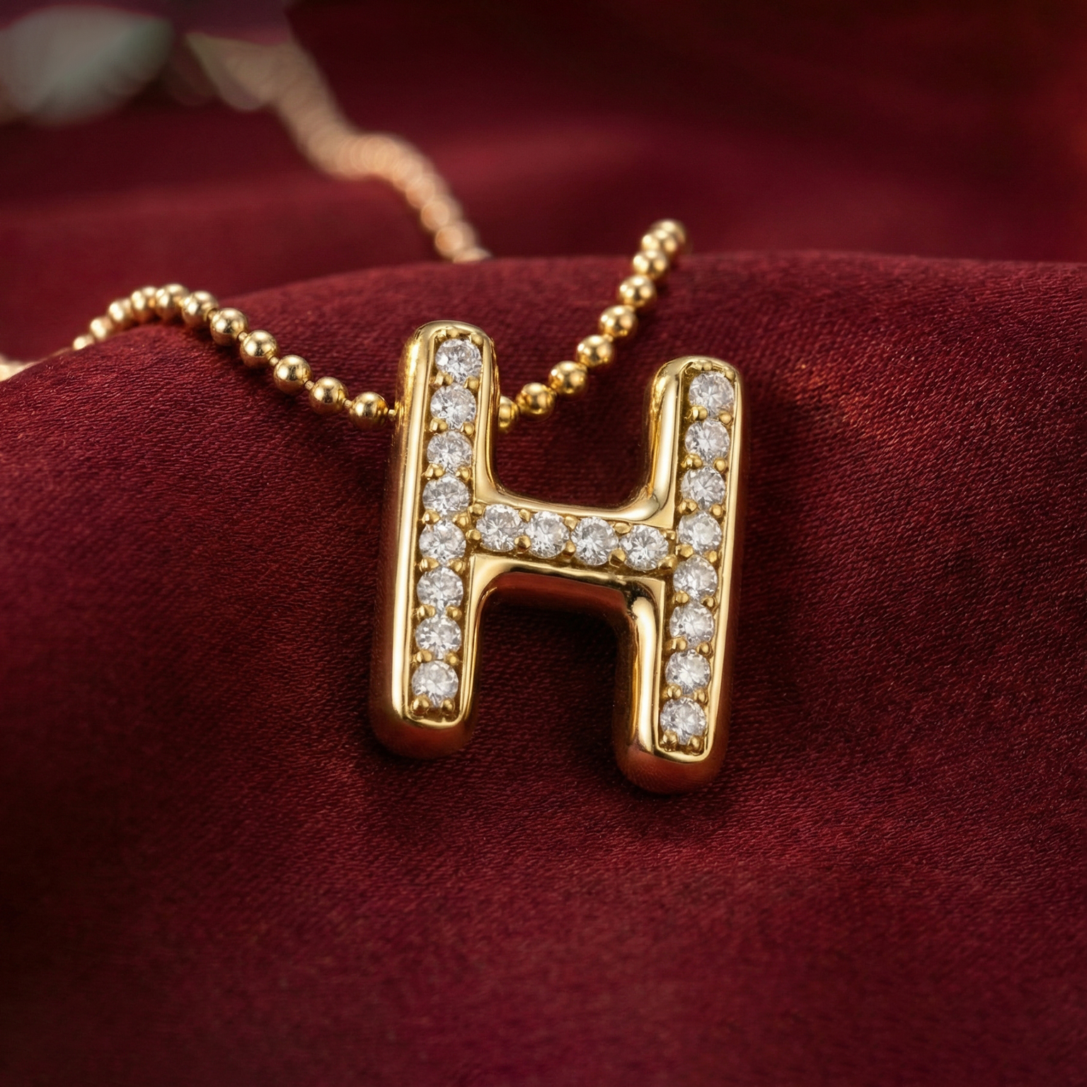 Dây chuyền mắt bi chữ H đính đá tấm moissanite BN JEWELRY