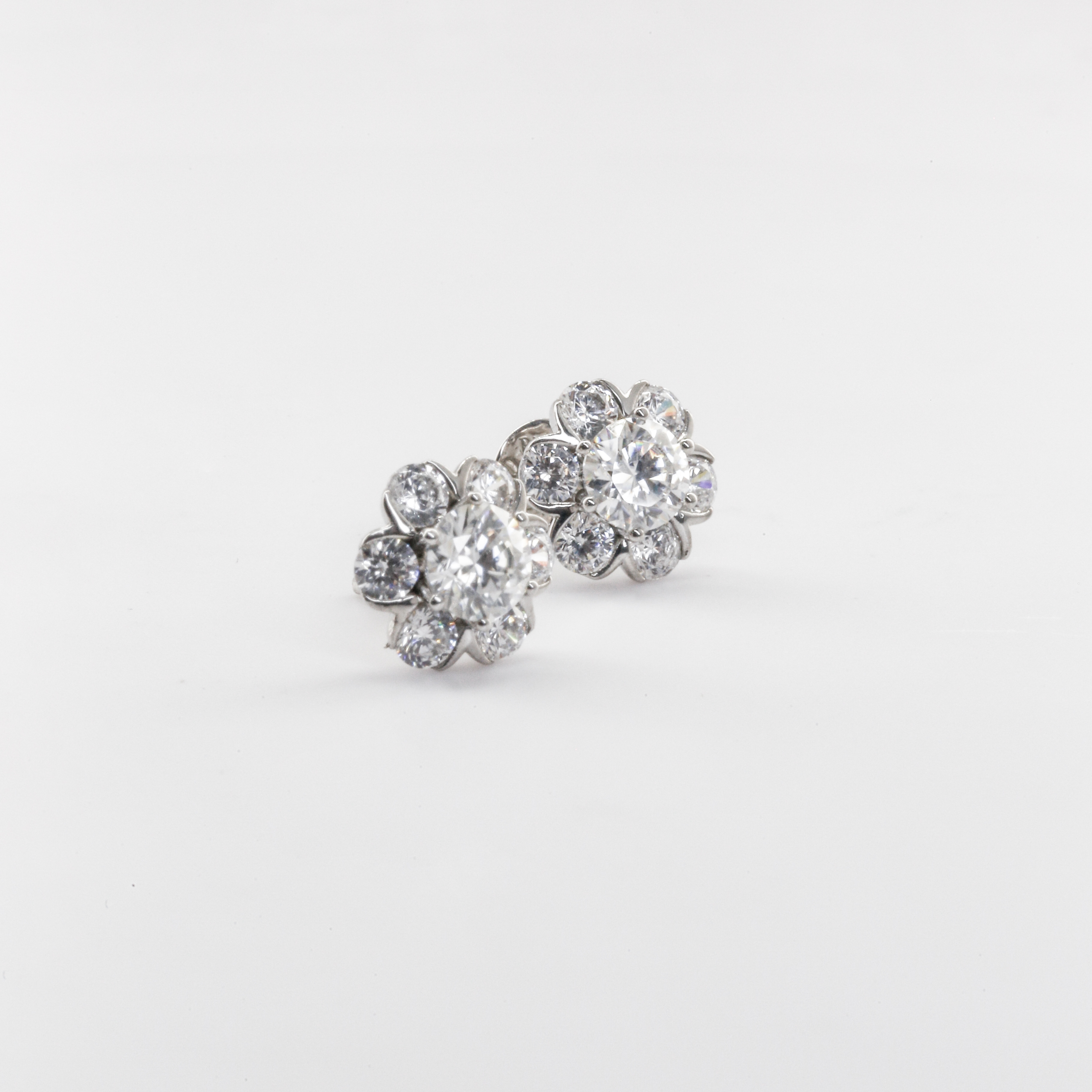 Bông tai Bạch kim Platinum 10% thiết kế Halo Studs đính đá BN JEWELRY - BDY2049_PT