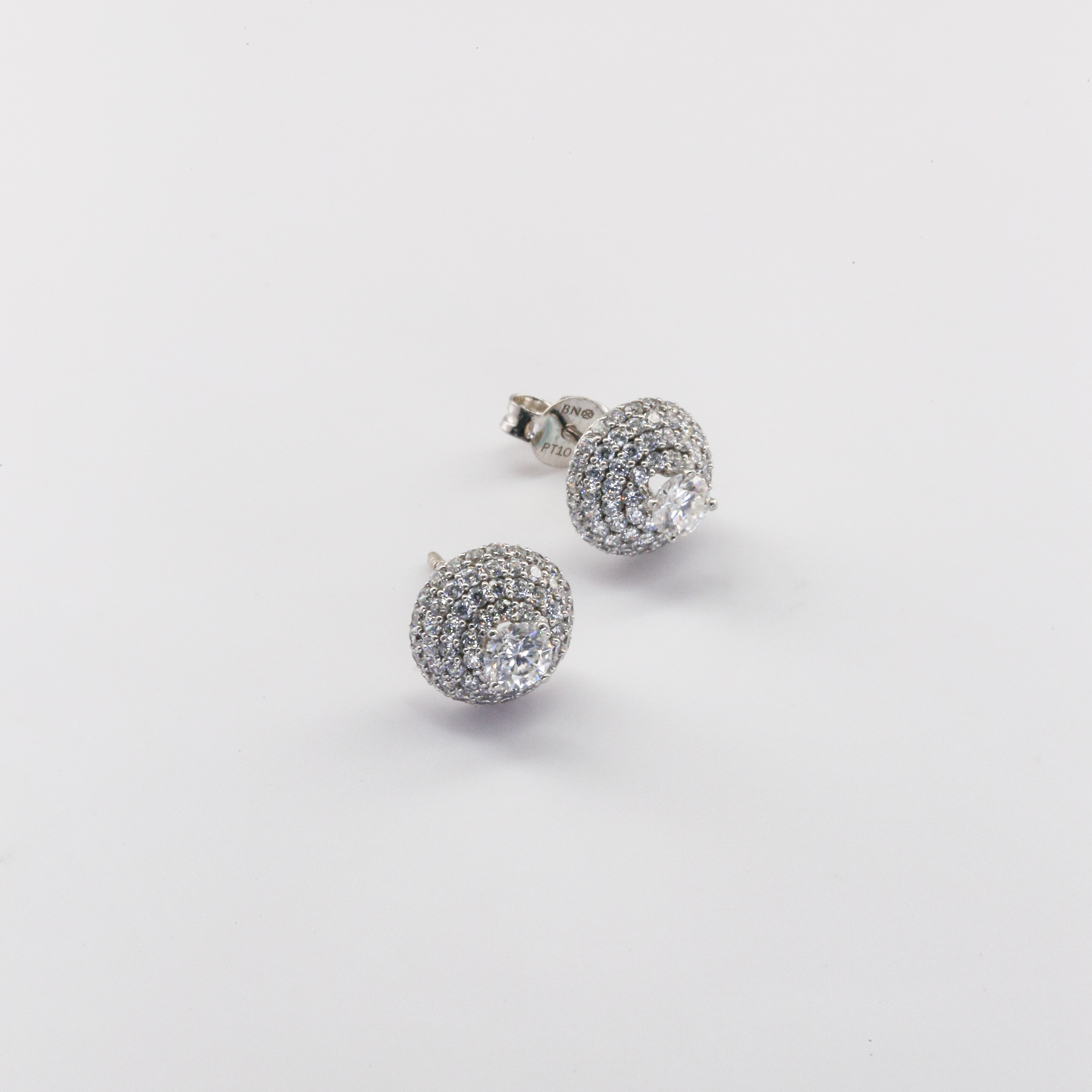 Bông tai Bạch kim Platinum 10% nụ thiết kế hình vương miện đính đá moissanite BN JEWELRY | đá 4.0 ly - BDY2415_PTE