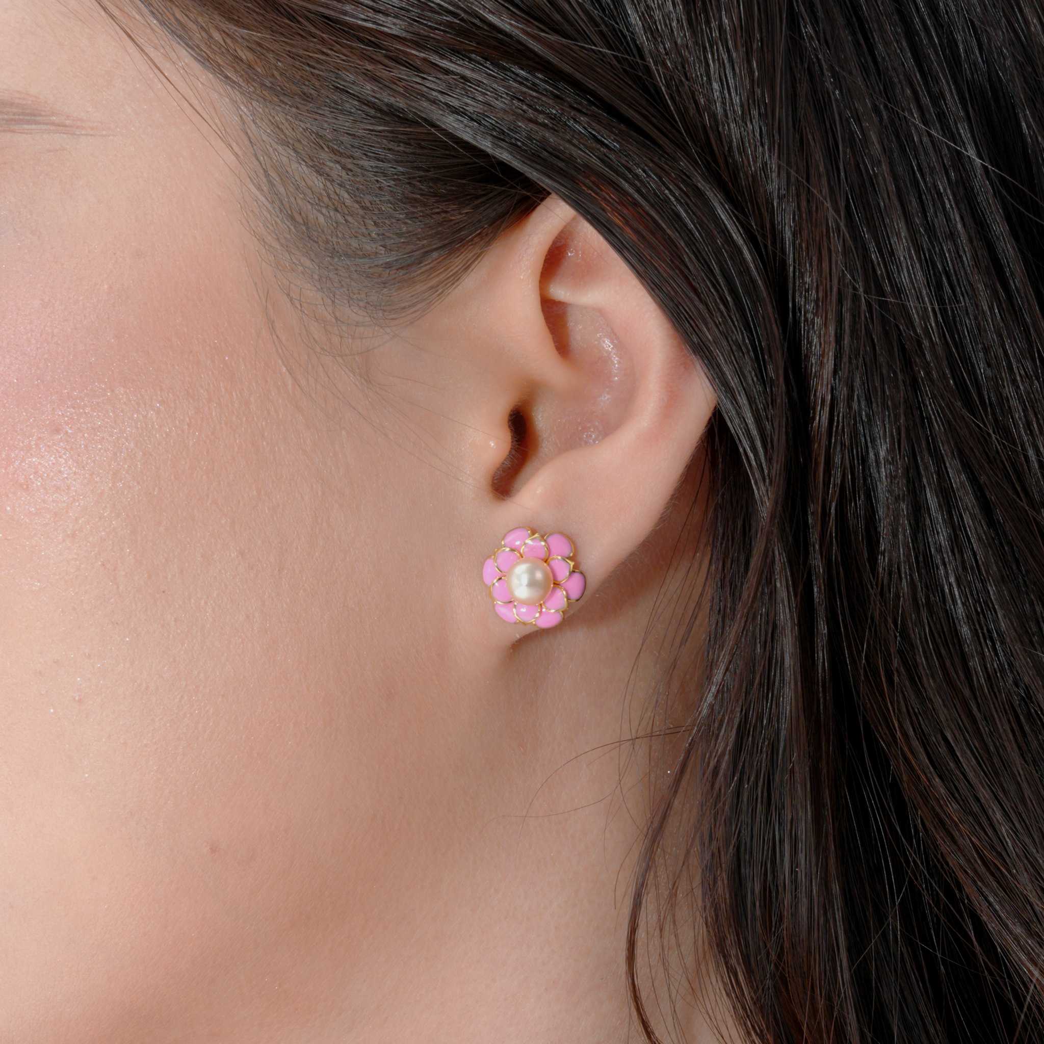 Bông tai thiết kế hoa đào đính ngọc trai BN JEWELRY