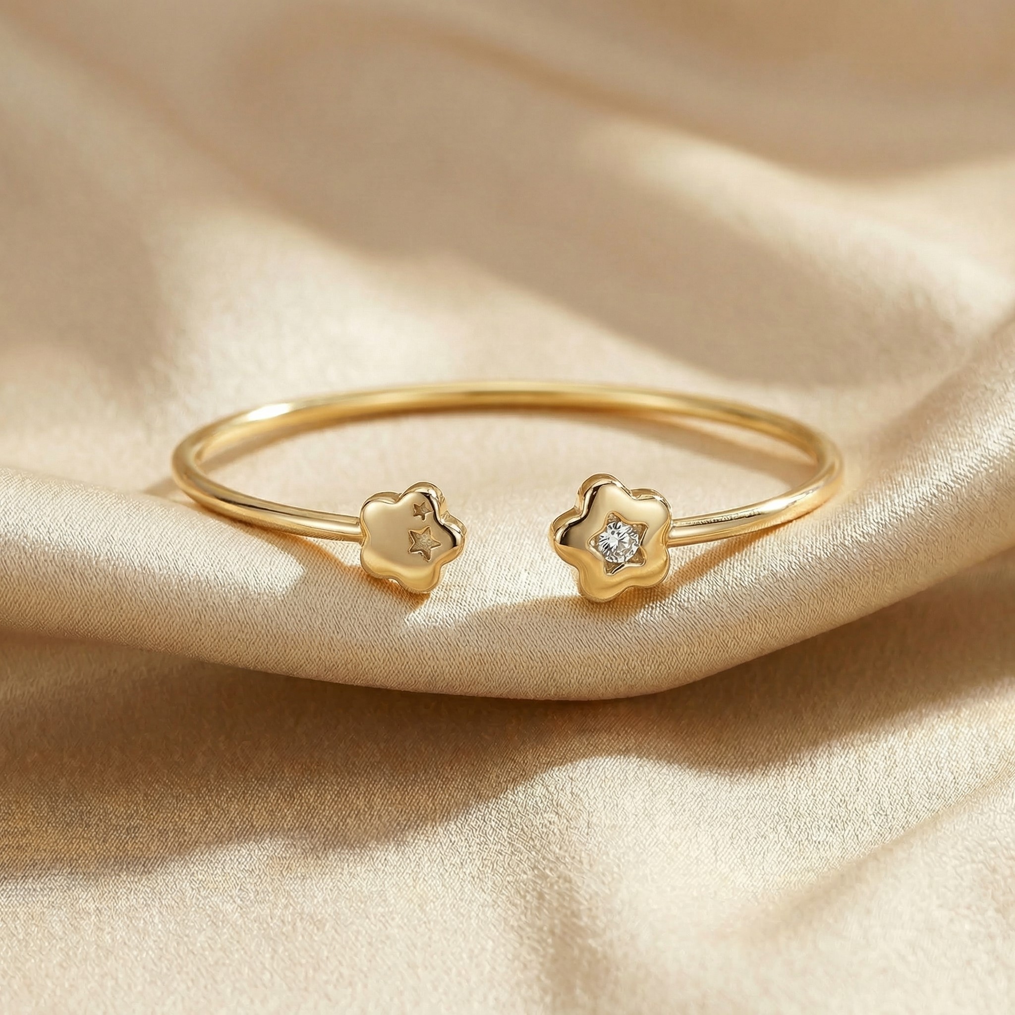 Vòng tay GF 14K thiết kế hở hai hoa đính đá BN JEWELRY _ VKY1831