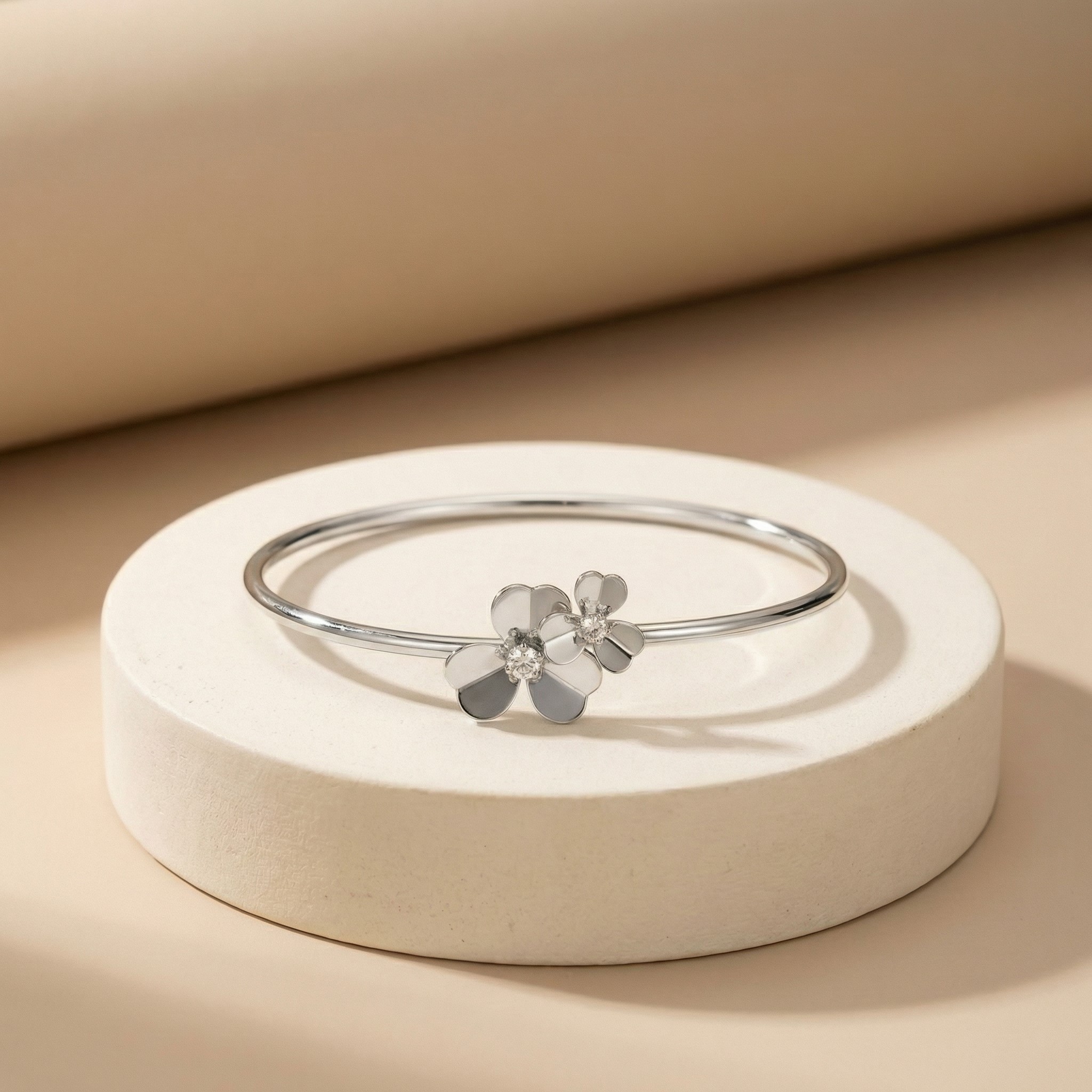 Vòng tay Gold Filled 14K 1/20 thiết kế Cỏ 3 Lá kép đính đá Moissanite BN JEWELRY - VKY1839_E