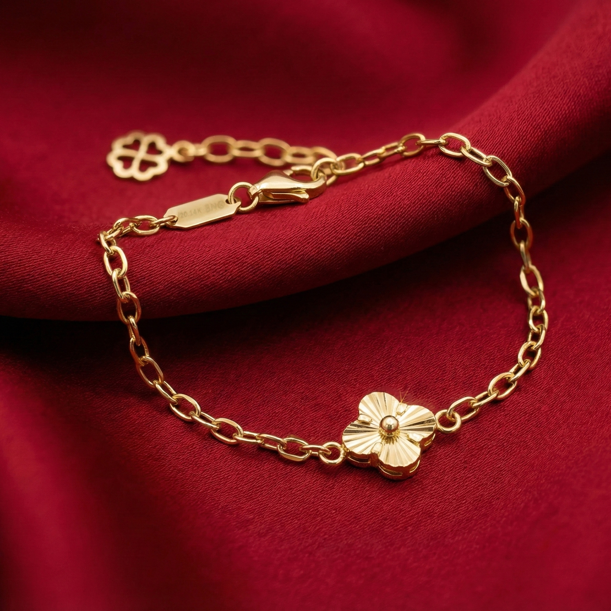 Lắc tay cỏ 4 lá mặt ánh kim BN JEWELRY (nhất hoa)