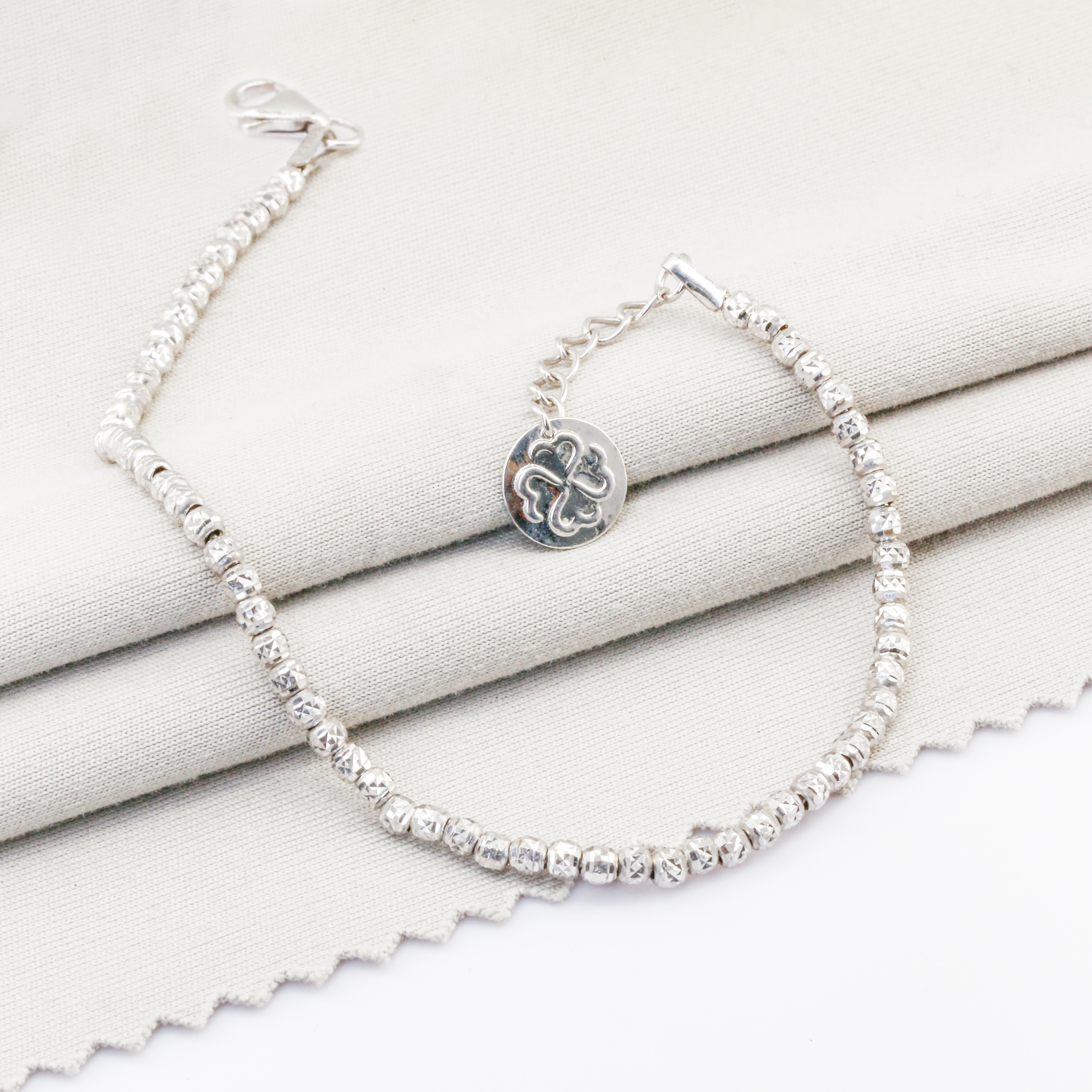 Lắc tay Bạch kim Platinum 10% bi châu BN JEWELRY | bản 2.5 ly - LTYCHAU2.5_PT