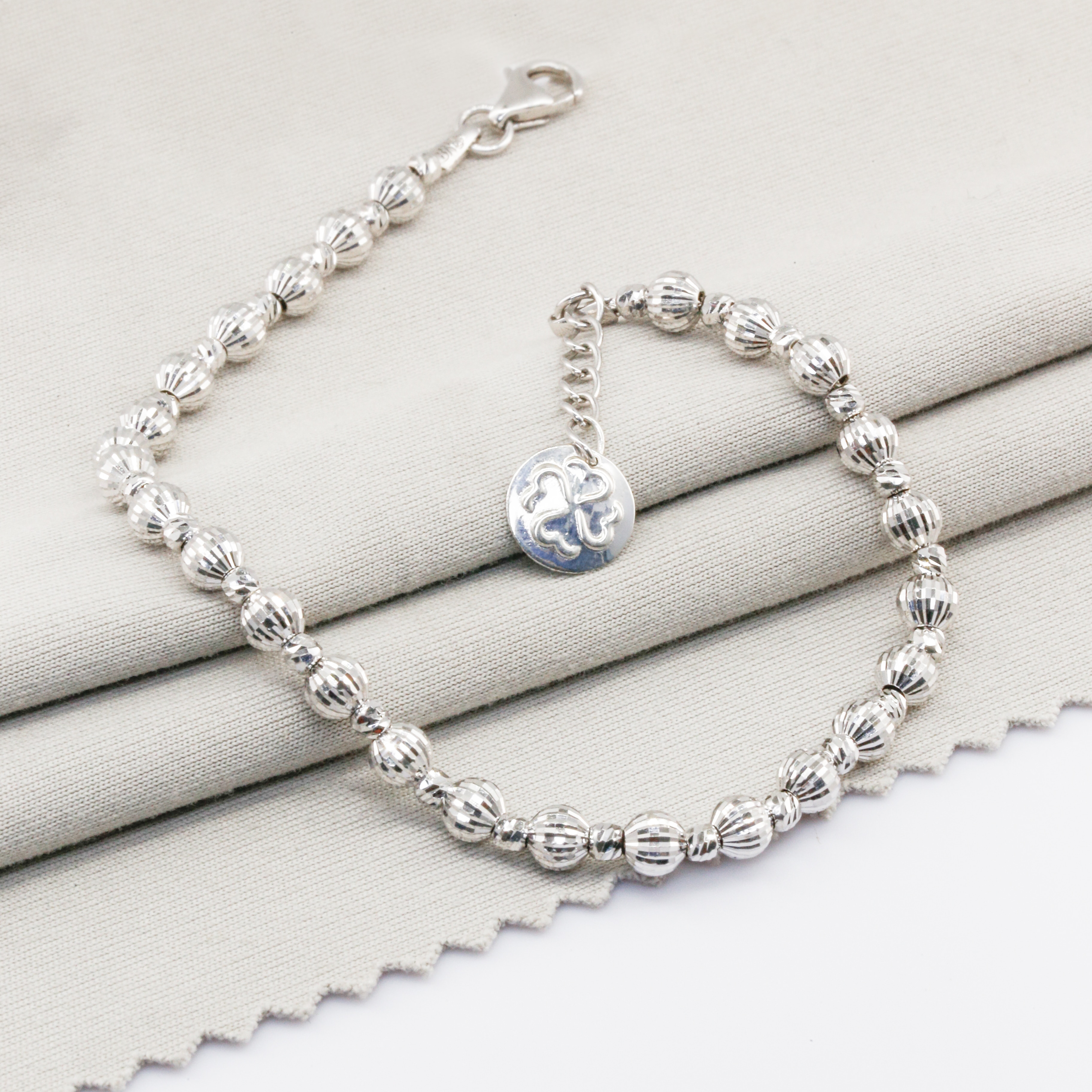 Lắc tay Bạch kim Platinum 10% bi châu phối BN JEWELRY | bản 2.5 ly 4.0 ly - LTYCHAU2.5_4_PT