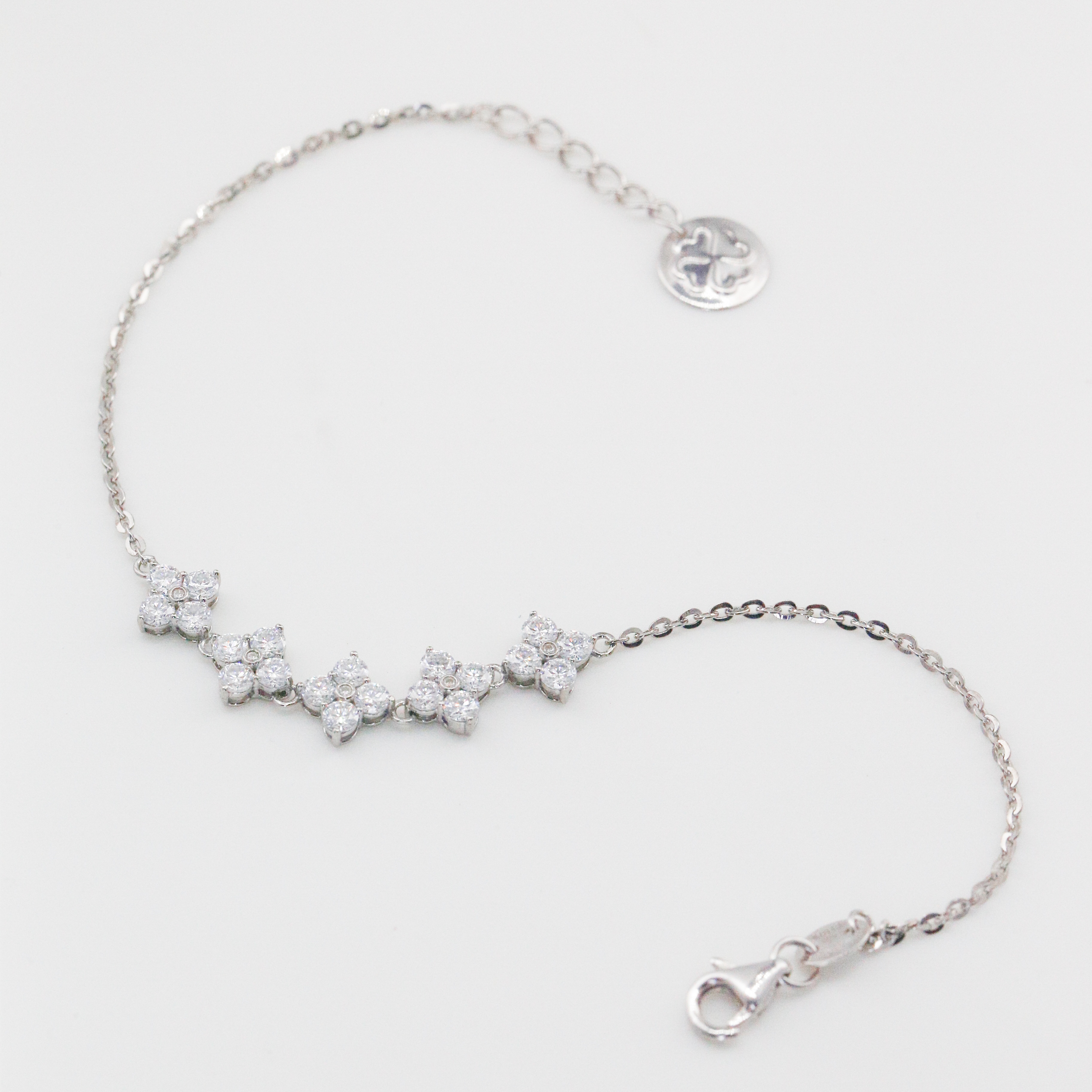 Lắc tay Bạch kim Platinum thiết kế ngũ hoa Bloom đính đá BN JEWELRY - LTY1576_PT