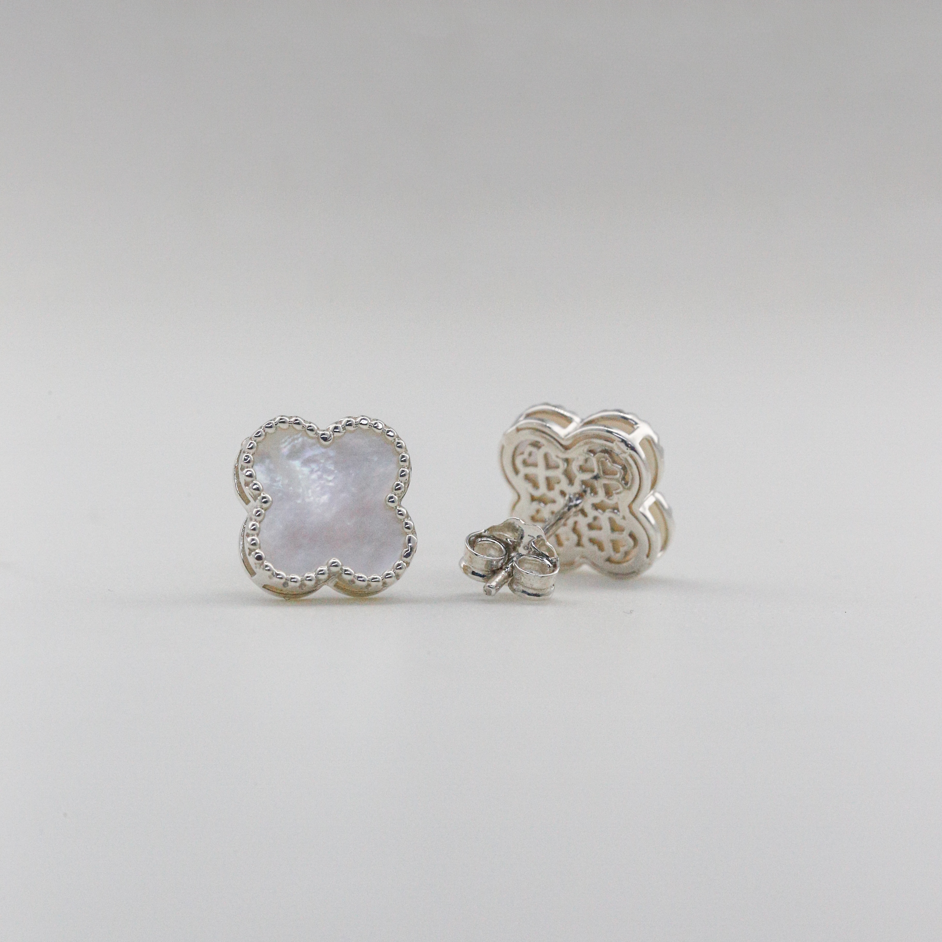 Bông tai Bạch kim Platinum thiết kế cỏ 4 lá trắng viền bi BN JEWELRY | bản 10 ly - BDY2427_PT