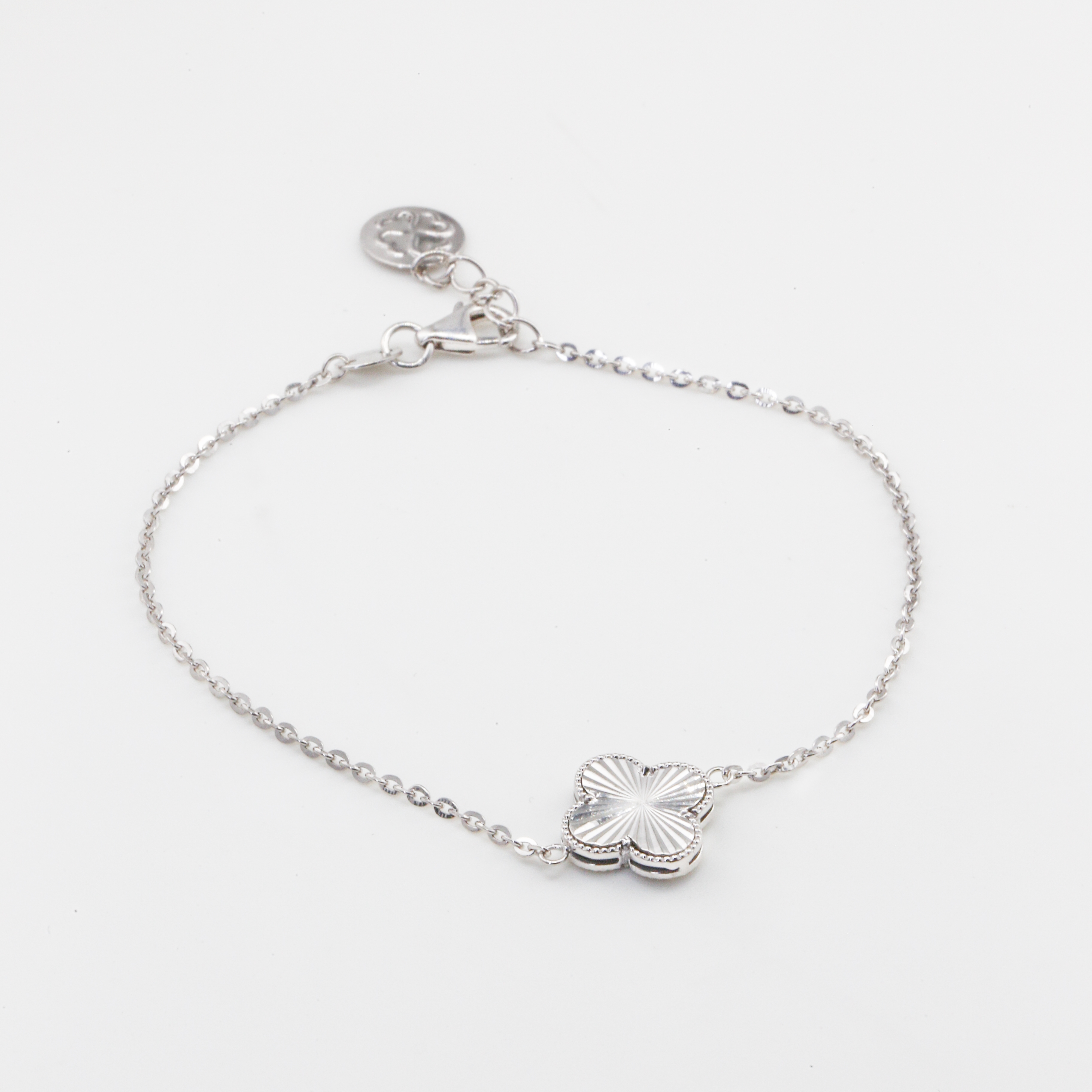 Lắc tay Bạch kim Platinum vân ánh kim cỏ 4 lá BN JEWELRY | bản 10 ly - LTY1733_PT