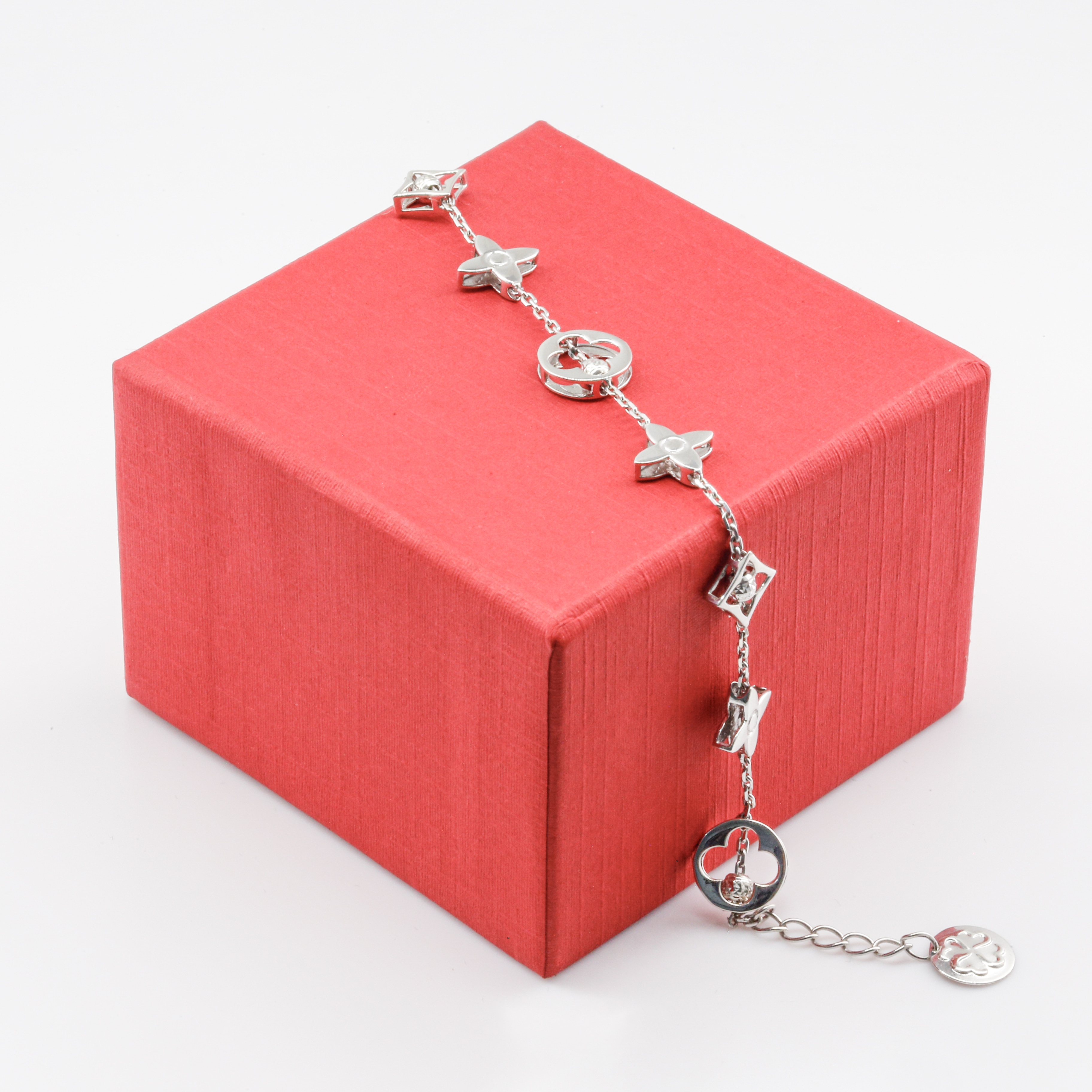 Lắc tay Bạch kim Platinum 10% họa tiết Monogram đa khối BN JEWELRY - LTY1676_PT