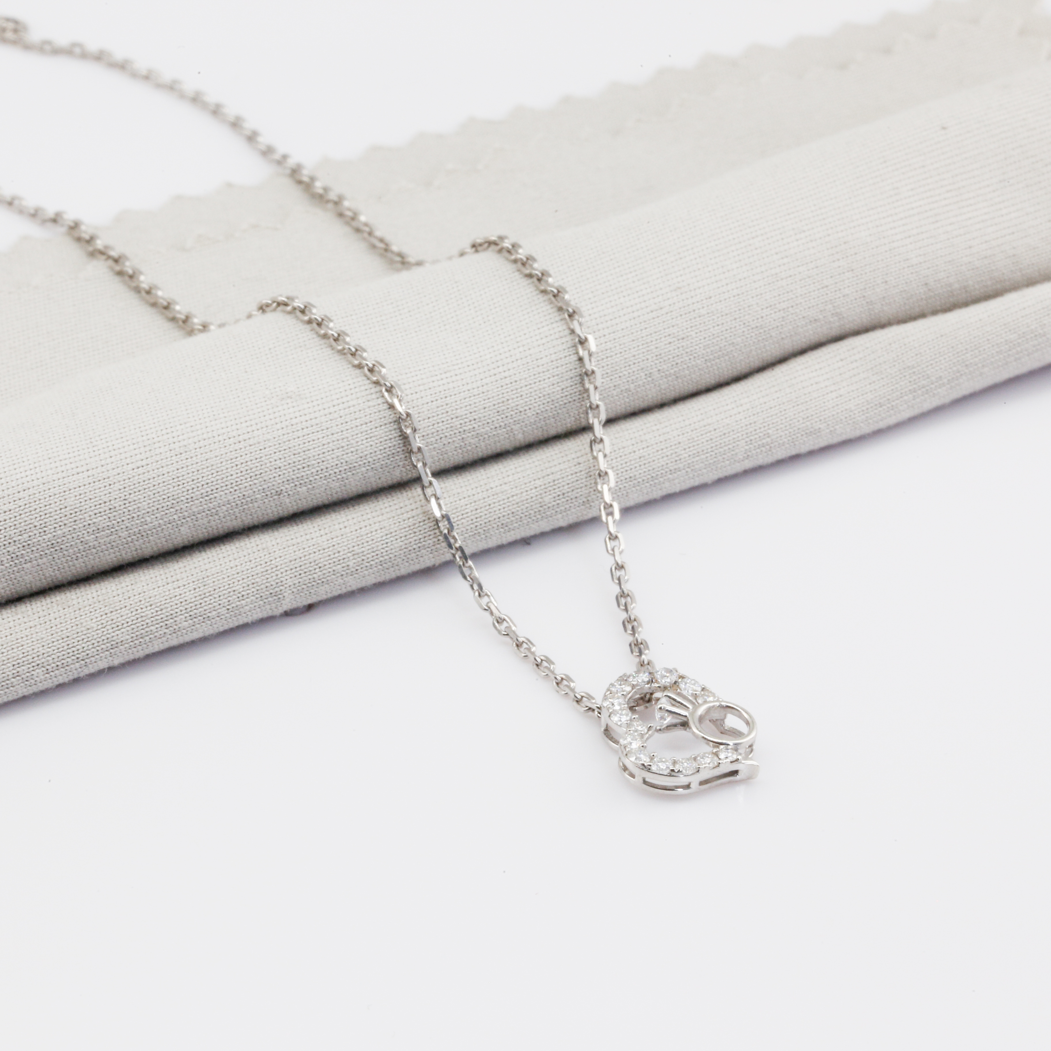 Dây chuyền Bạch kim Platinum 10% mặt tim lồng nhẫn đính đá BN JEWELRY - DKY2521_PT