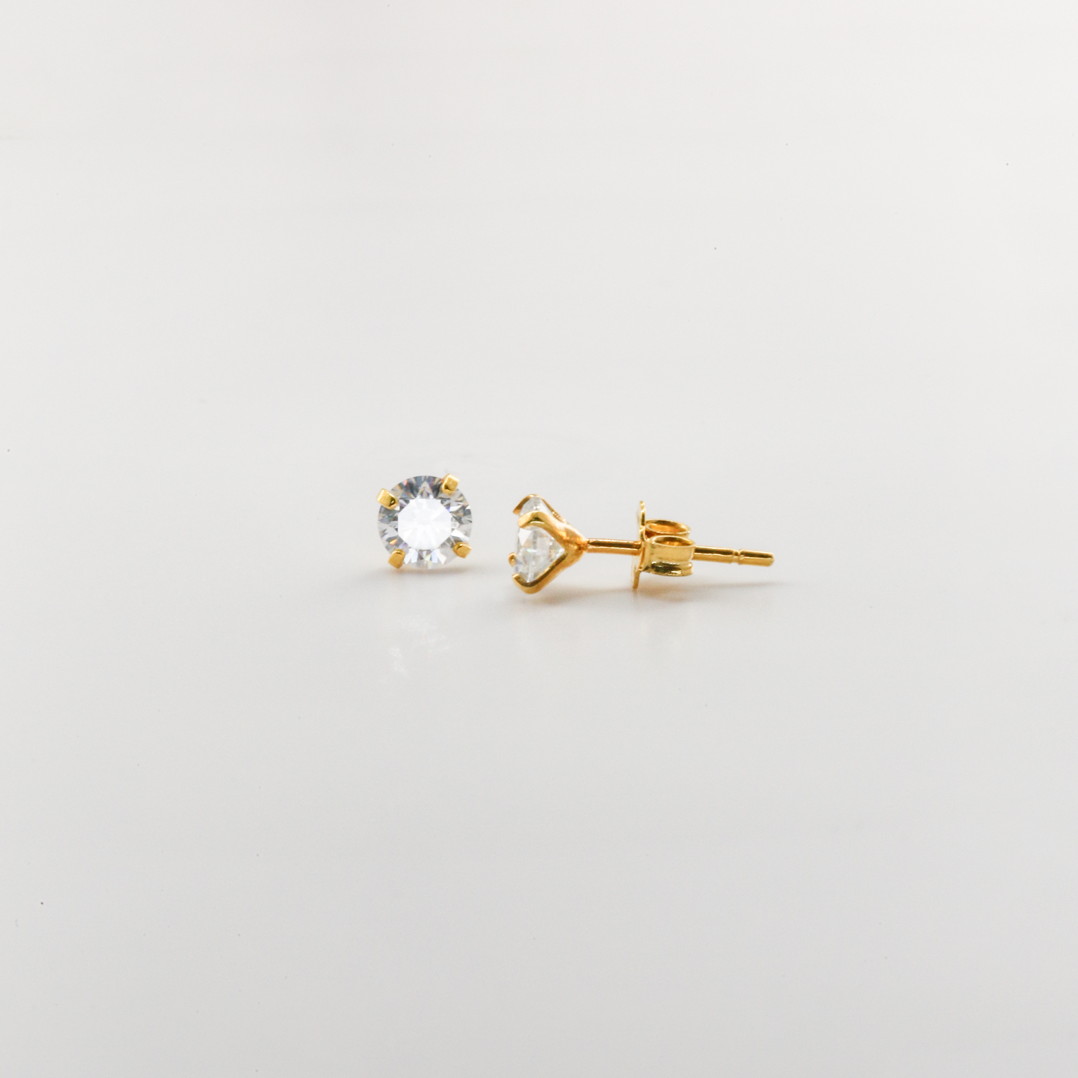 Bông tai Gold Filled 14K 1/20 Solitaire nụ đá moissanite BN JEWELRY | bản 5.0 ly - BDY2408_E