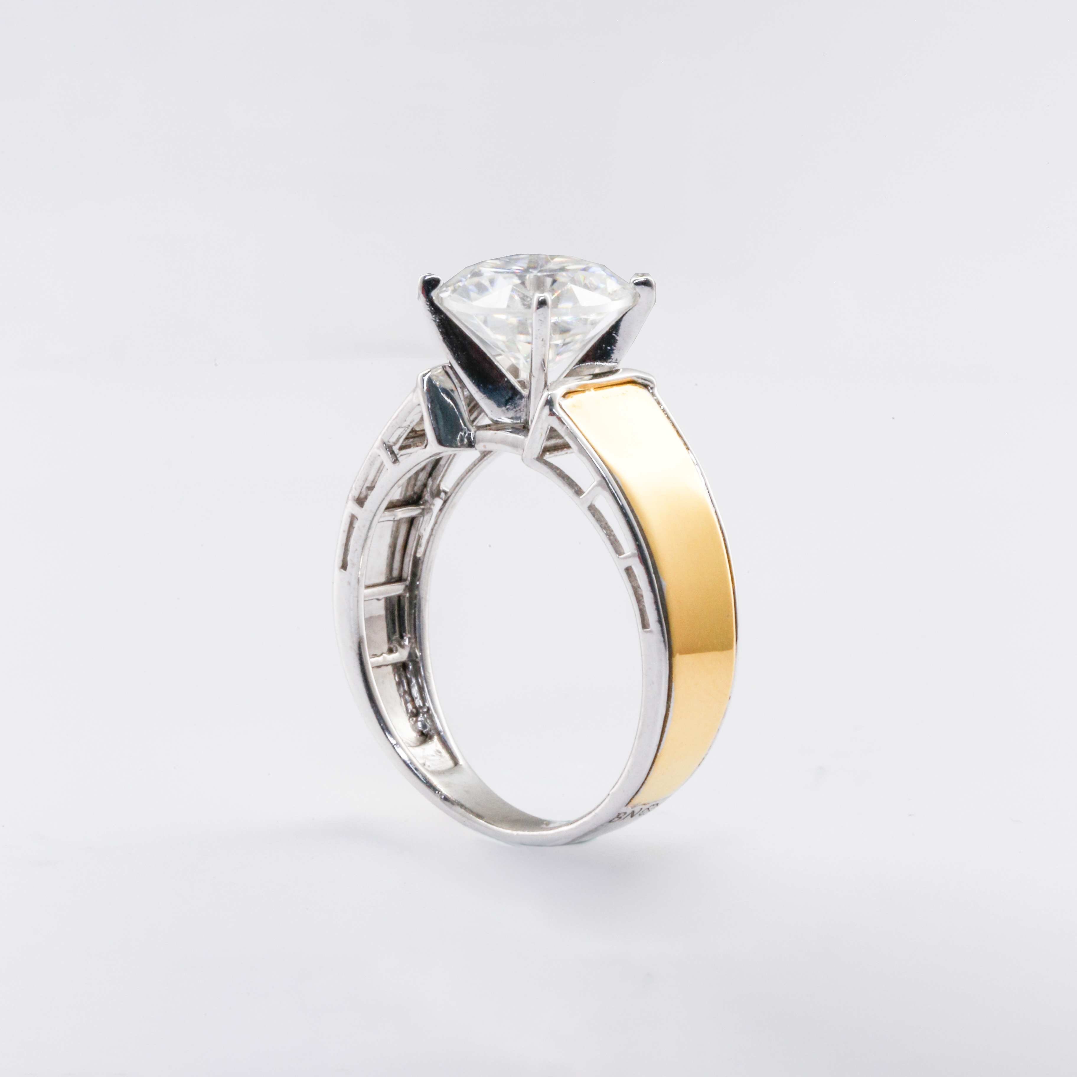 Nhẫn Bạch kim Platinum 10% Solitaire phối màu đính đá moissanite BN JEWELRY | đá 8.0 ly - NGY1866_PTE