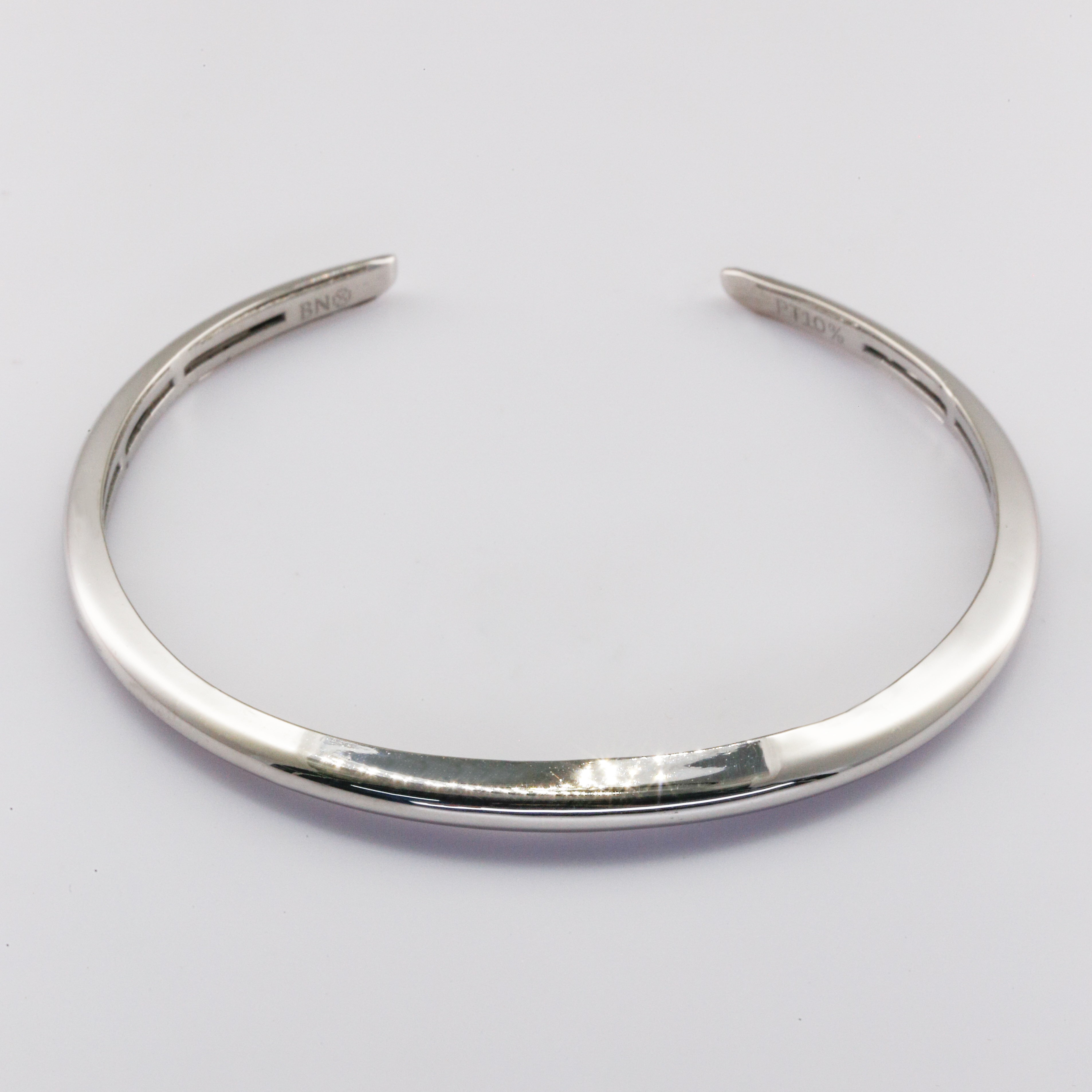 Vòng tay Bạch kim Platinum 10% thiết kế hở bán nguyệt BN JEWELRY - VKY1873_PT