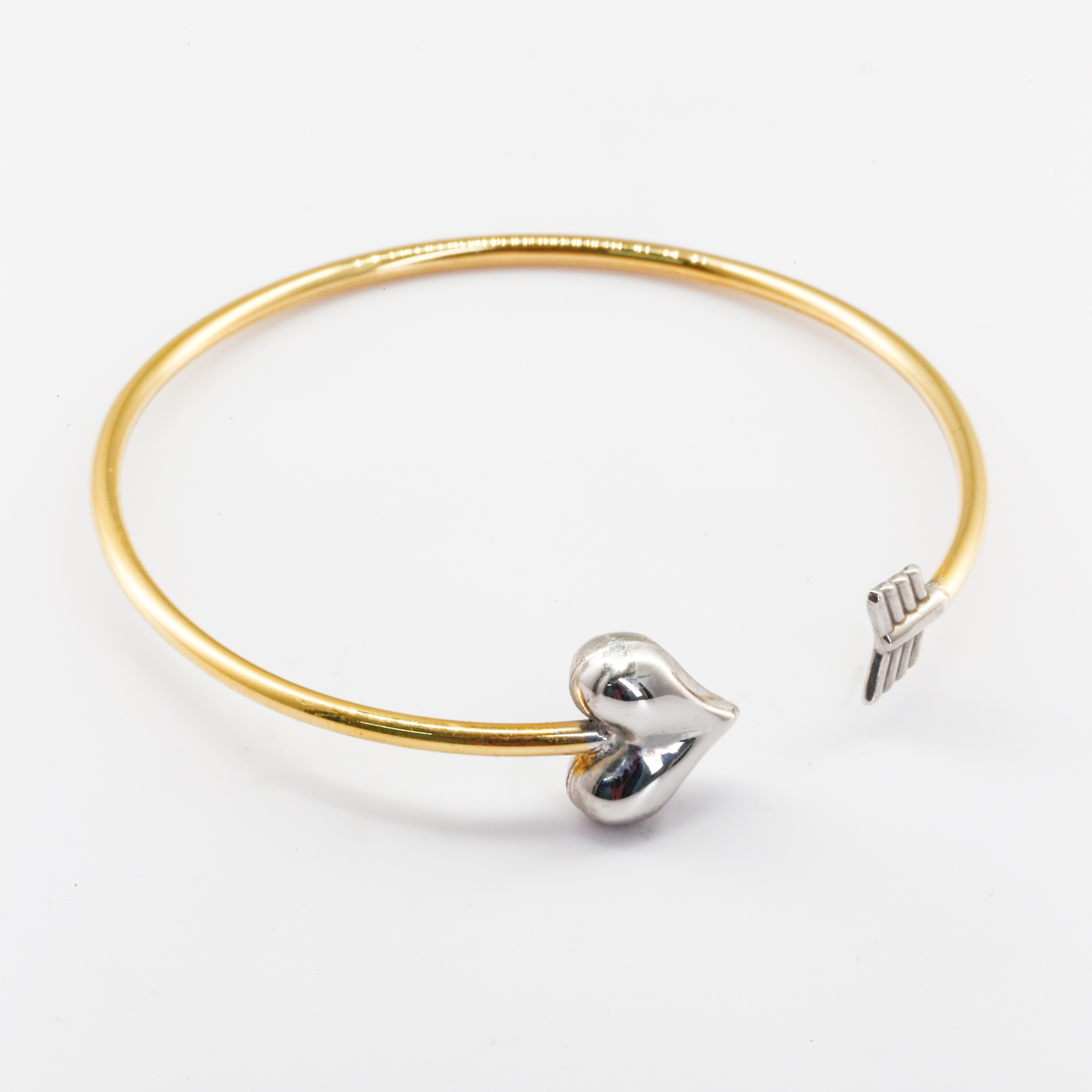 Vòng tay Gold Filled 14K 1/20 dáng hở Cupid phối màu BN JEWELRY - VKY1876_EPT