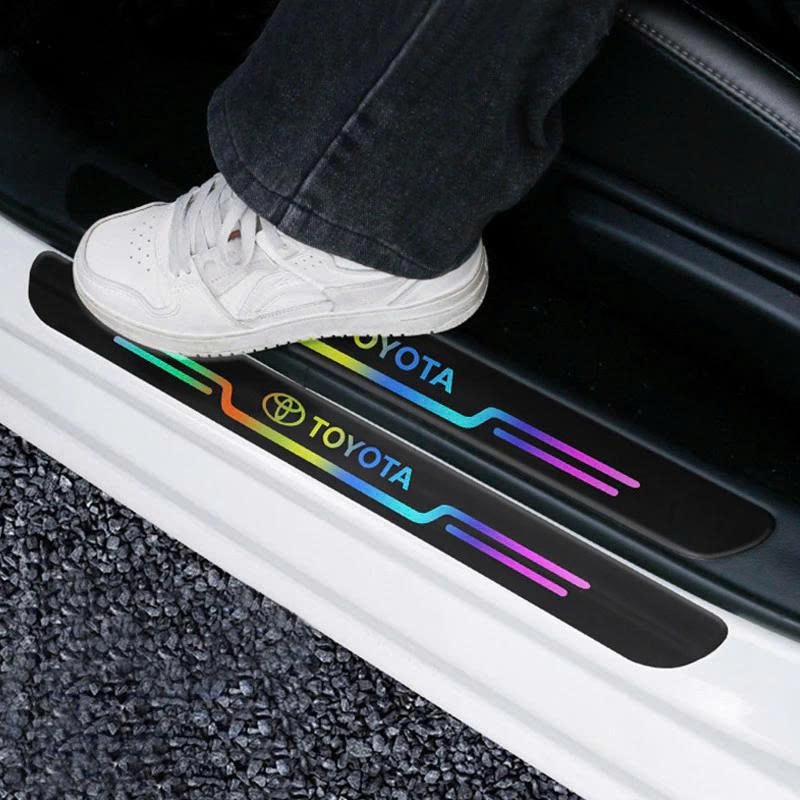 Bộ 4 Miếng Dán Phản Quang Dán Bậc Cửa và Cốp Decal Chống Trầy logo