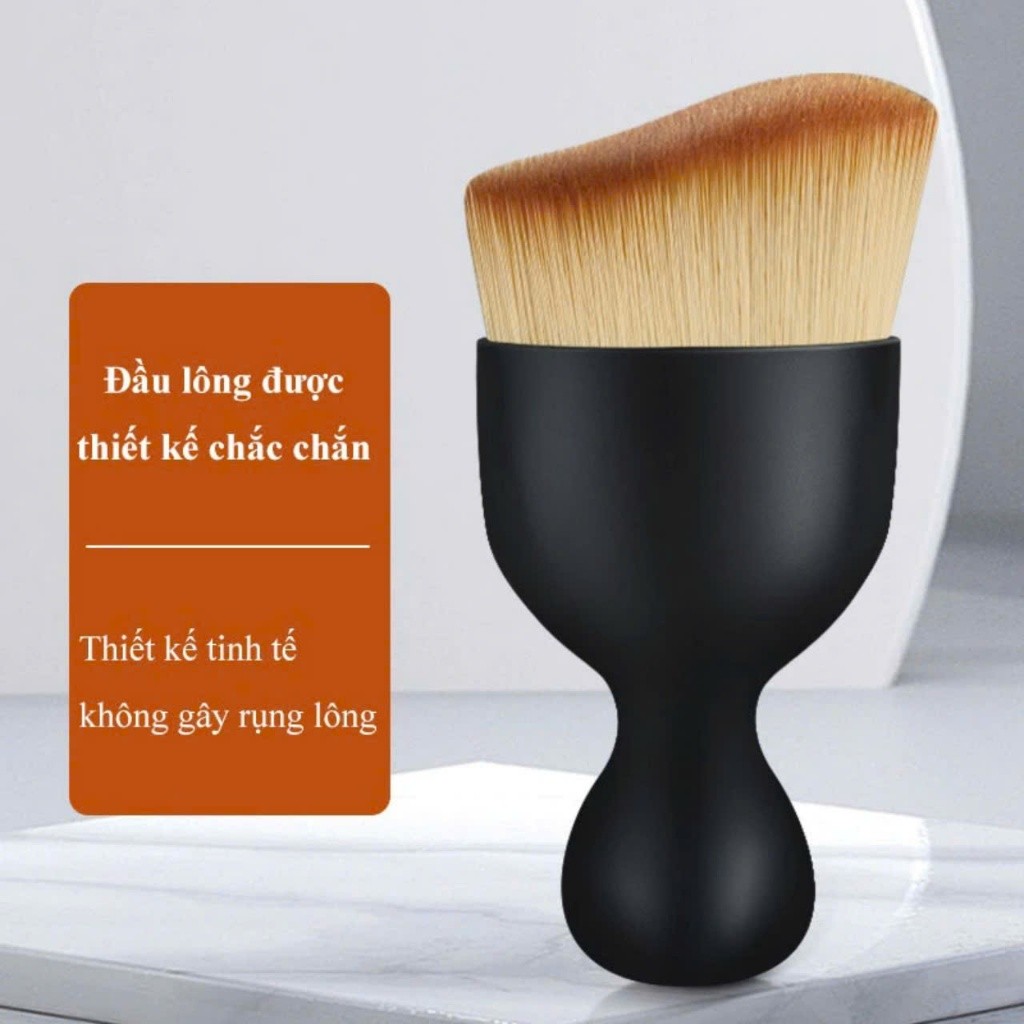 Chổi dọn vệ sinh mini trên ô tô
