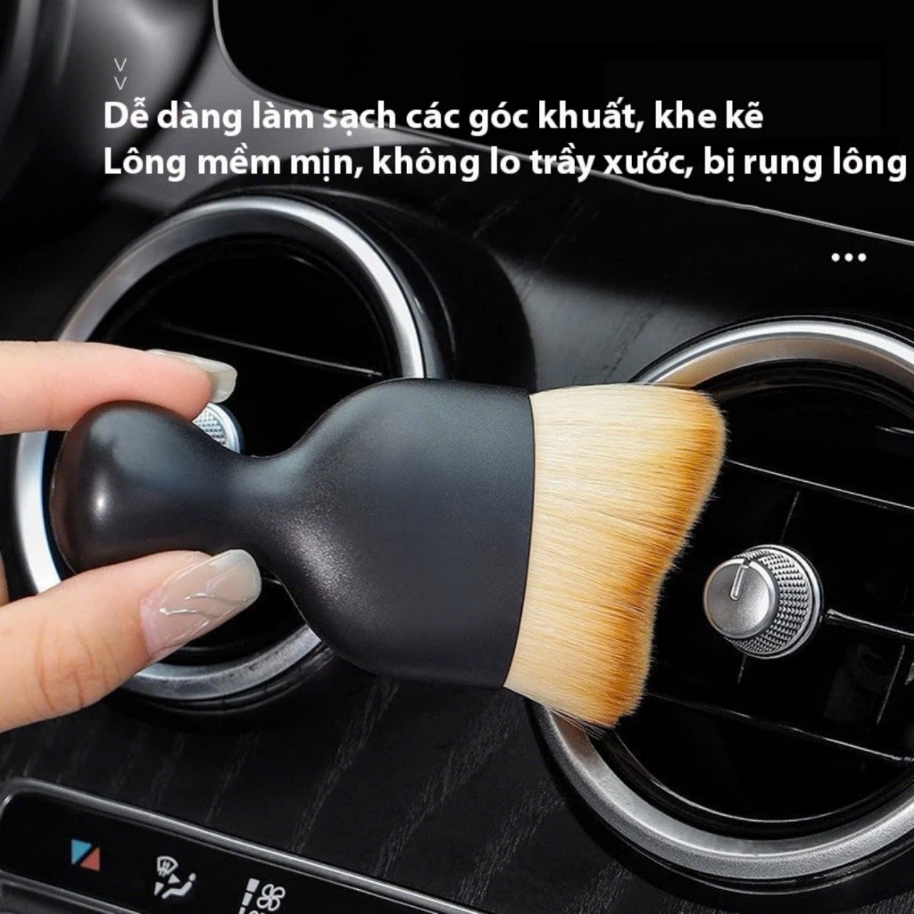 Chổi dọn vệ sinh mini trên ô tô