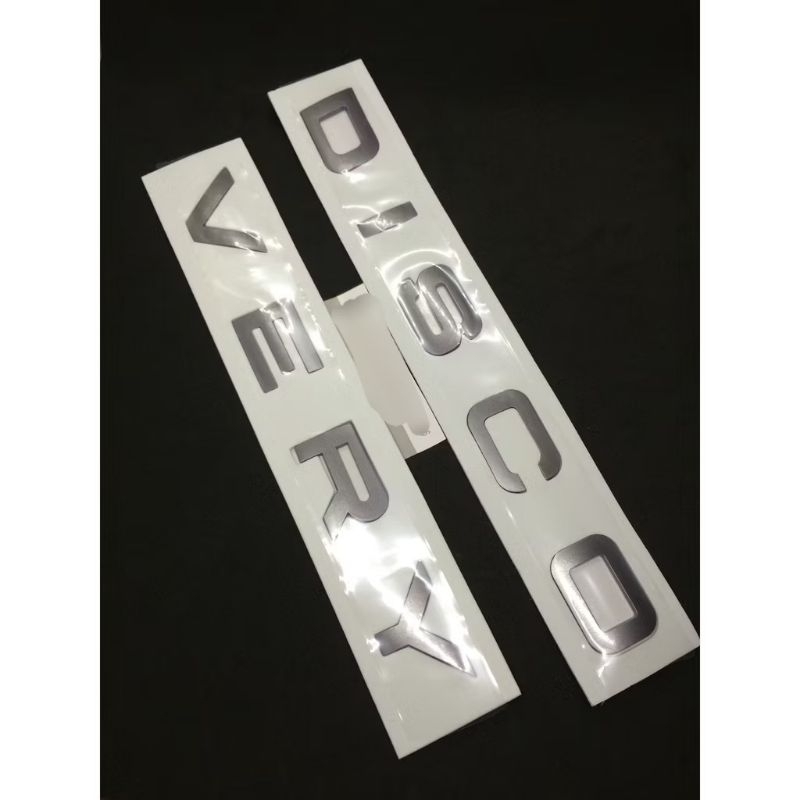 Chữ nổi 3D Discovery dán nắp capo