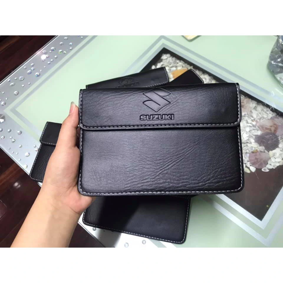 Ví da đựng giấy tờ có logo xe Đen