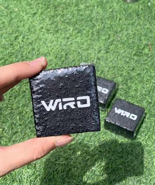 TẨY MẶT VỢT WIRO