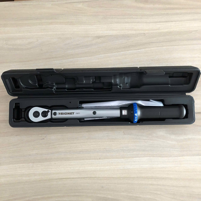 Cần siết lực 3/8" dải đo 20-100Nm SIGNET 72071