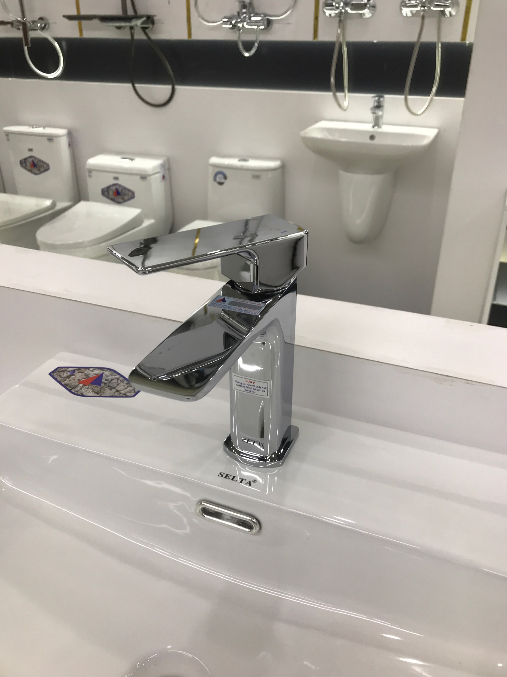 vòi chậu lavabo SELTA SL008