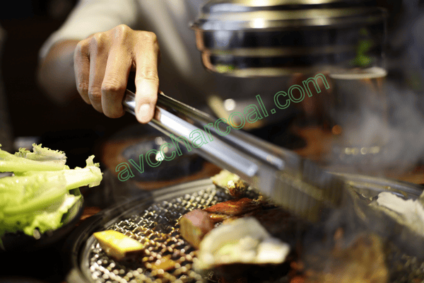 Vietnamese Sawdust Briquettes: Why They Are the Top Choice for Japanese Yakiniku and Yakitori