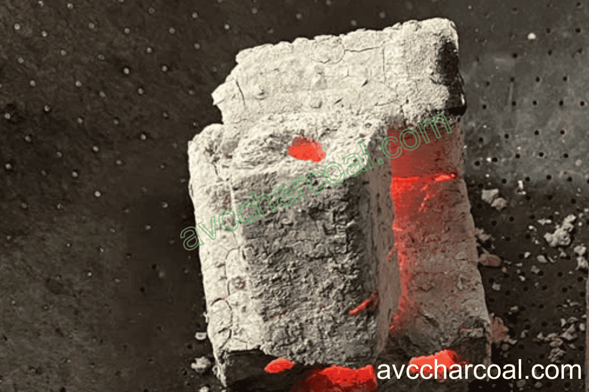 How climate and humidity affect charcoal quality during export shipping from Vietnam