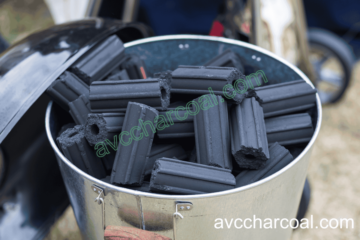 Charcoal BBQ Trends Cleaner Heat, Better Flavor