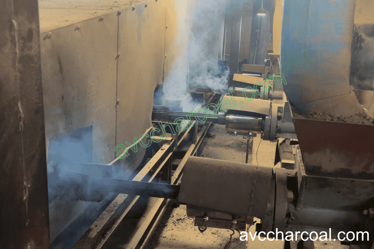 export sawdust briquette charcoal from manufacturer in Viet nam BBQ smokeless low ash and long burning time cheap price