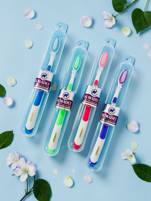 Bàn Chải Đánh Răng HT8026 - Hộp 60 Cây (Móc) - TOOTHBRUSH - 8936140450134