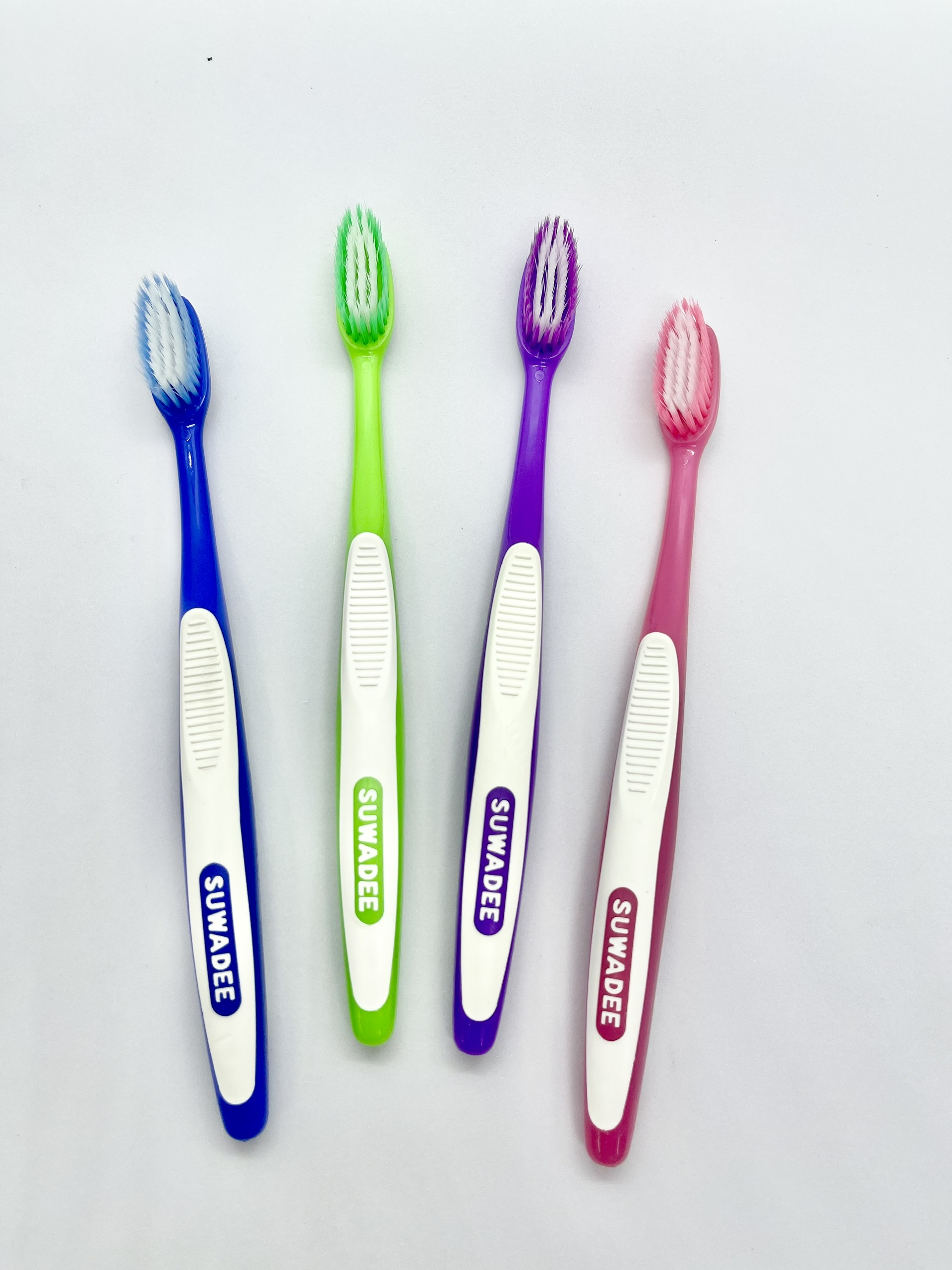 Bàn Chải Đánh Răng HT8049 - Hộp 90 cây (Ống PET) - TOOTHBRUSH - 8936140450073