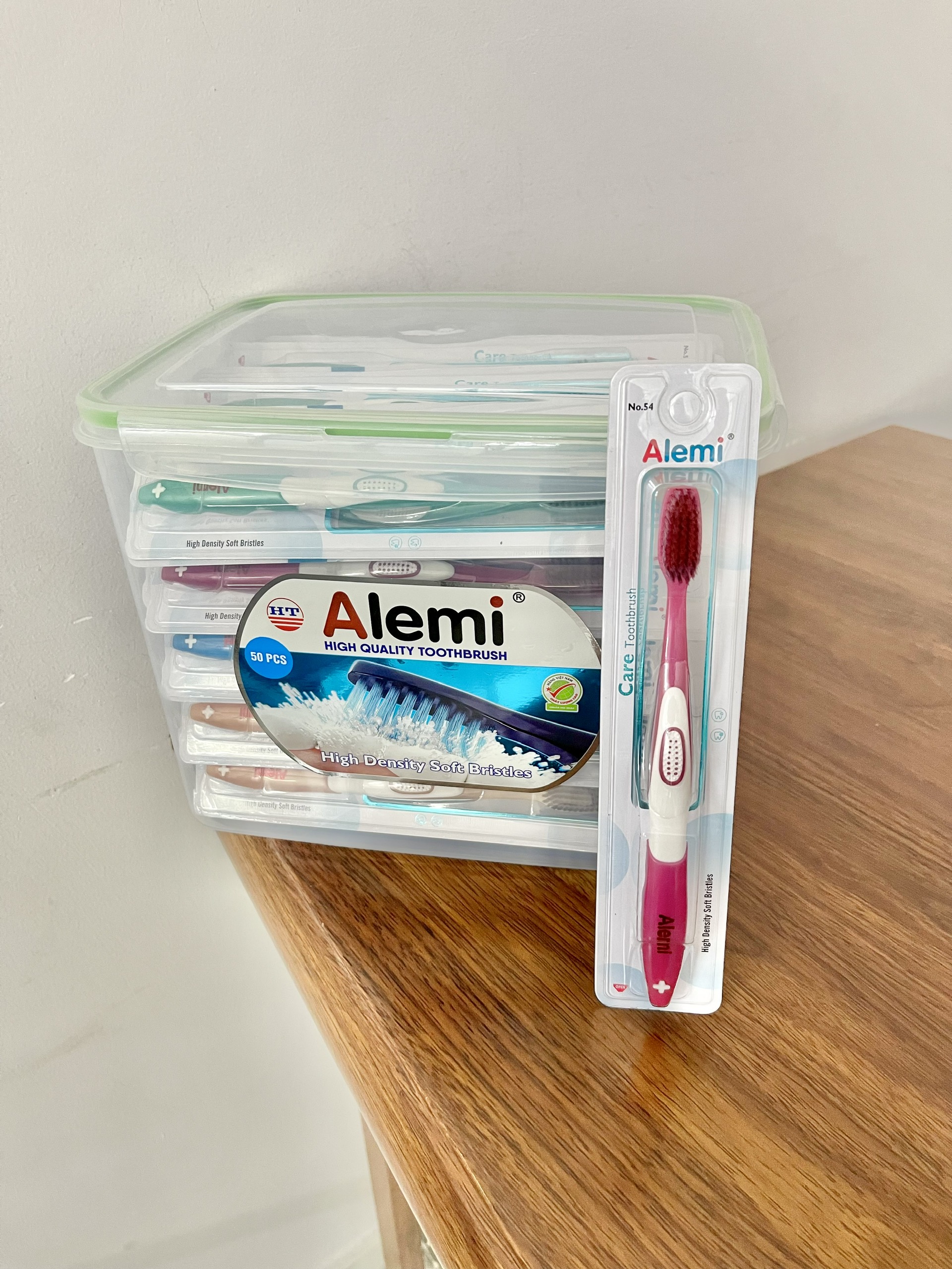 Bàn Chải Đánh Răng HT8054 - Hộp 50 cây - TOOTHBRUSH