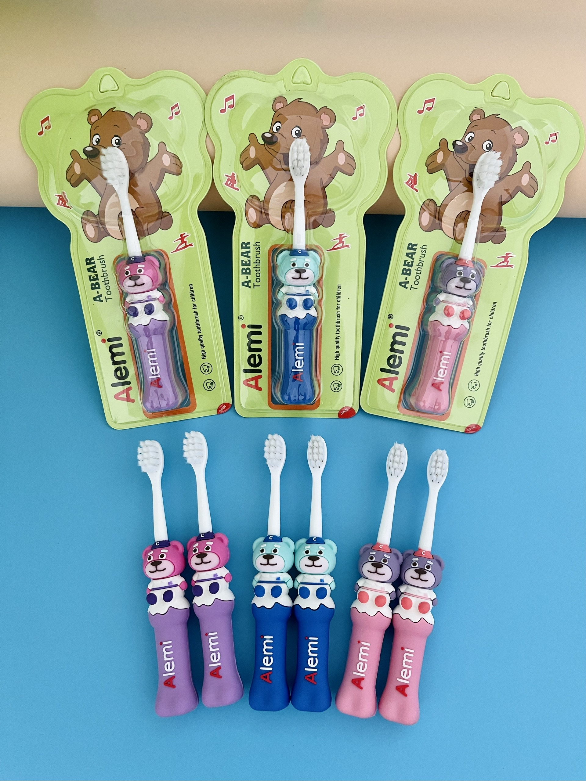 Bàn Chải Đánh Răng HT8056 - Hộp 18 cây - TOOTHBRUSH
