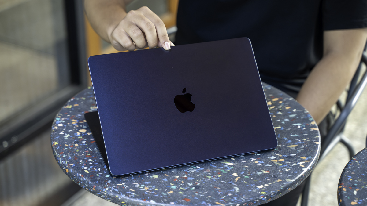 3 năm dùng MacBook Air M2: Điều gì khiến mình vẫn chưa thấy cần nâng cấp?