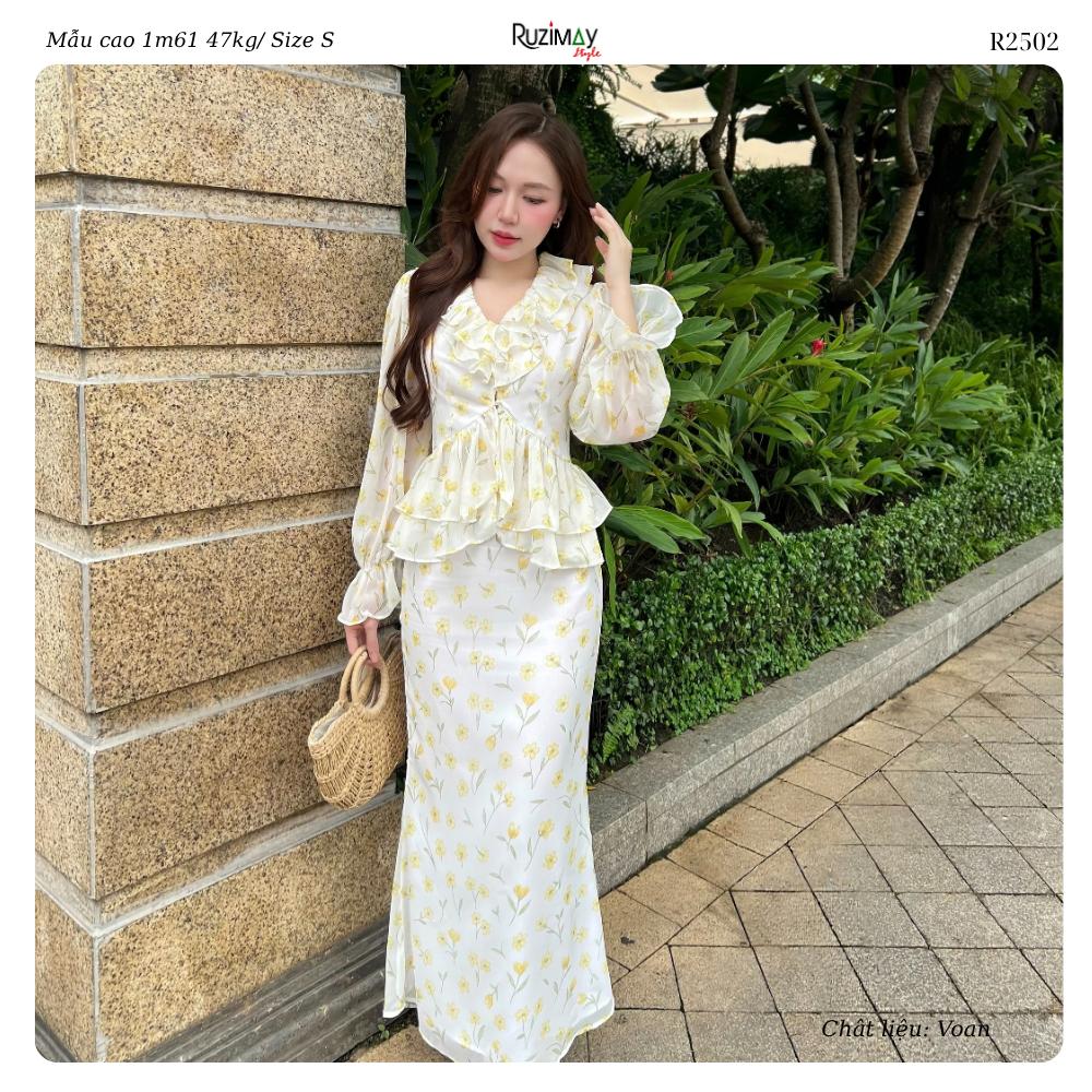 Đầm Maxi Hoa Nhí Cổ V Bèo Tay Dài Dáng Ôm Ruzimay R2500 Floral Peplum