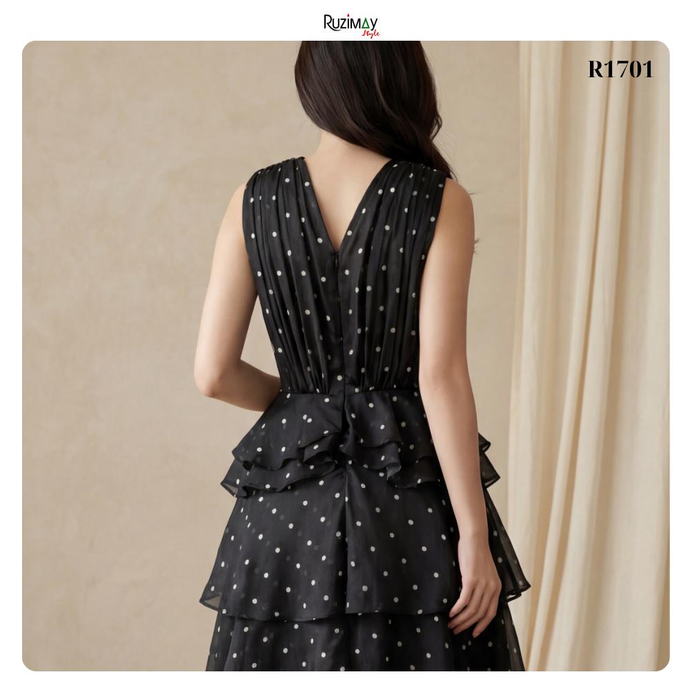 Đầm Maxi Ruzimay Chấm Bi Xếp Tầng Cổ Đắp Chéo R1700