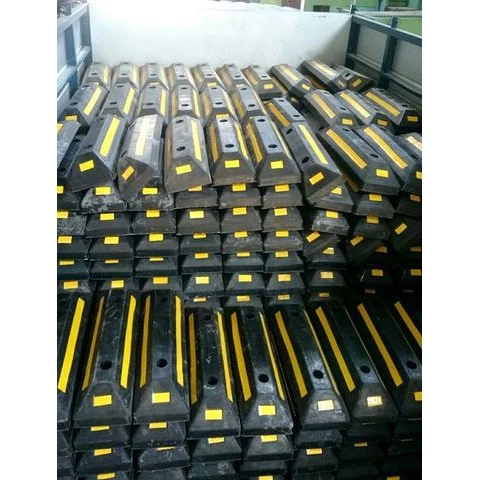 Chặn Lùi Cao Su KT: 560x150x100mm