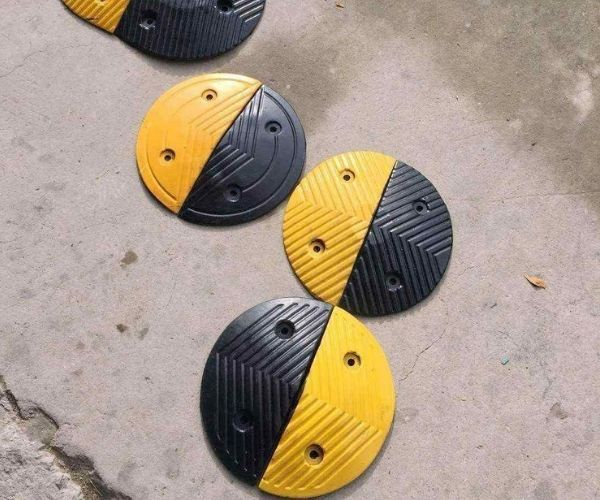 Đầu Gờ giảm tốc thép đúc