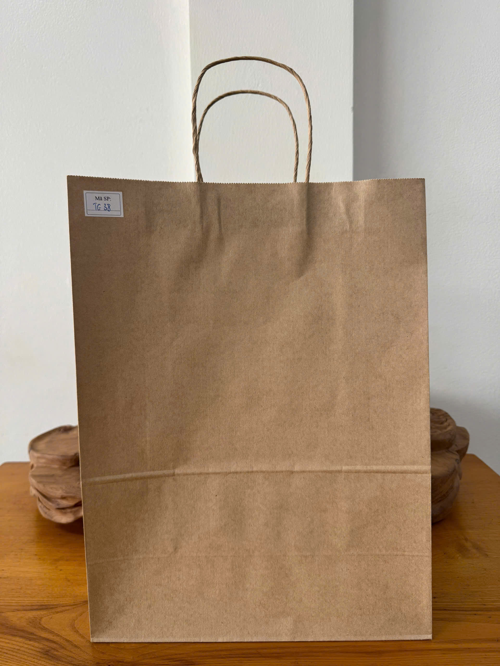 Túi giấy Kraft có quai Màu Nâu - KT: 30x13x30