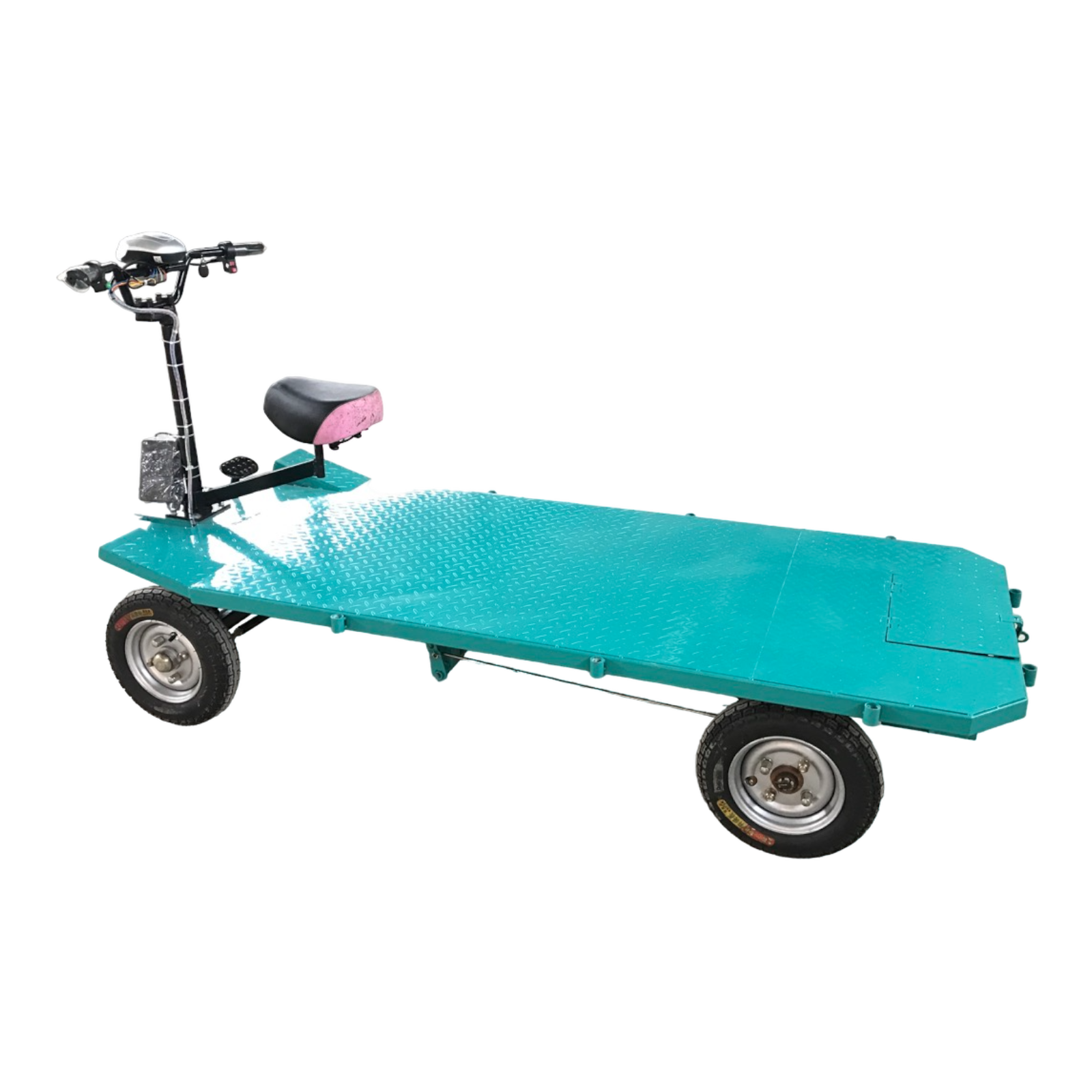 Xe điện 4 bánh chở hàng trong nhà xưởng